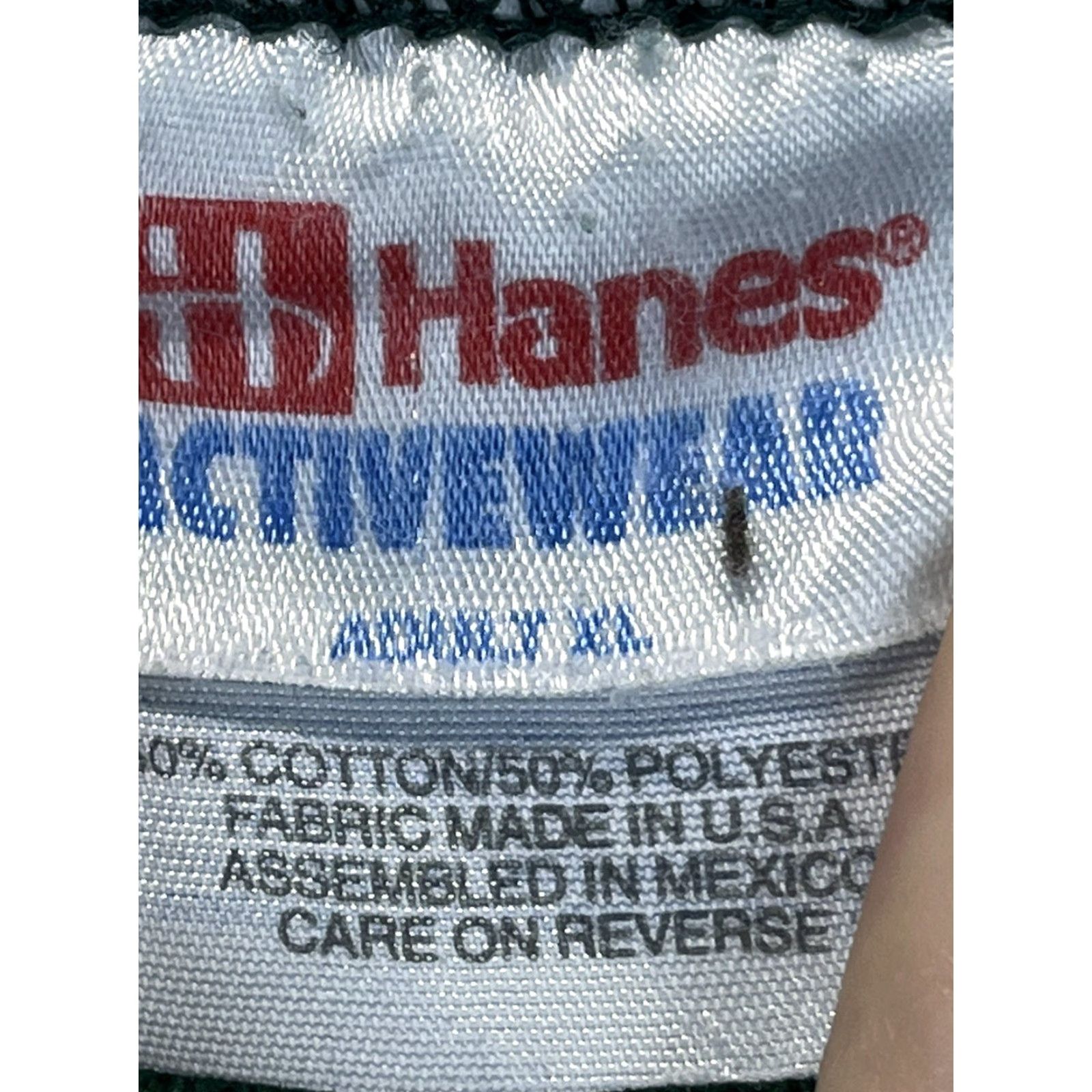 Hanes VINTAGE Hanes Activewear Sweatshirt XL Green Unisex Adults Pullover 1995 Clarke County Berryville VA pig Mens/Womens Size US XL / EU 56 / 4 - 4 Thumbnail