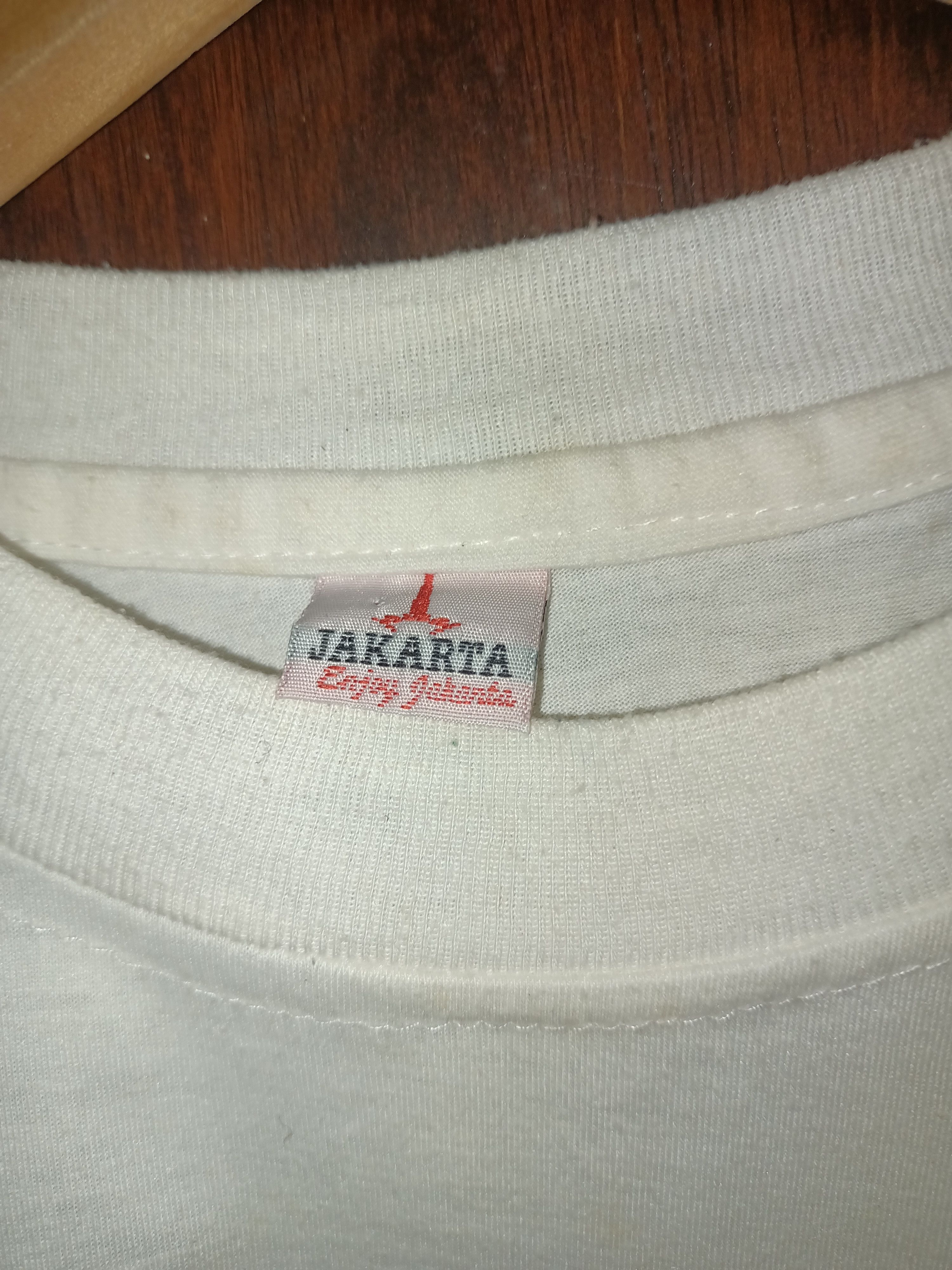 Vintage Vintage Jakarta Memorial Tee Monas West Java Size US M / EU 48-50 / 2 - 5 Thumbnail