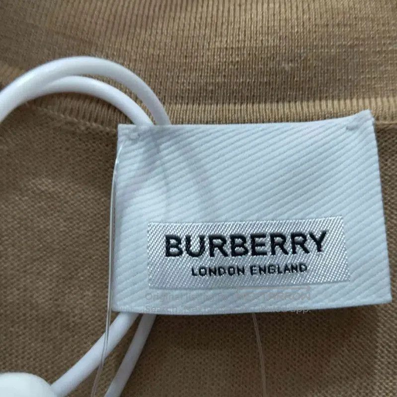 Burberry Burberry Summer Khaki Cotton Women's Tee. Size S / US 4 / IT 40 - 4 Thumbnail
