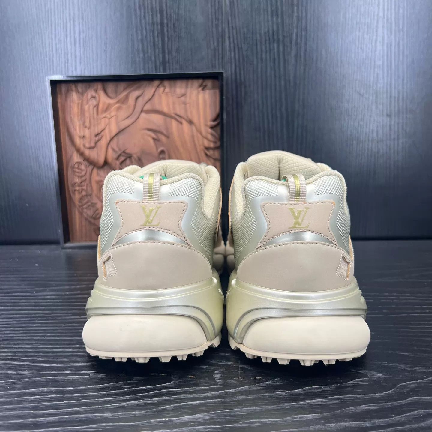 Louis Vuitton LV Tatic Tan Size 8/42 Like New Size US 9 / EU 42 - 3 Thumbnail
