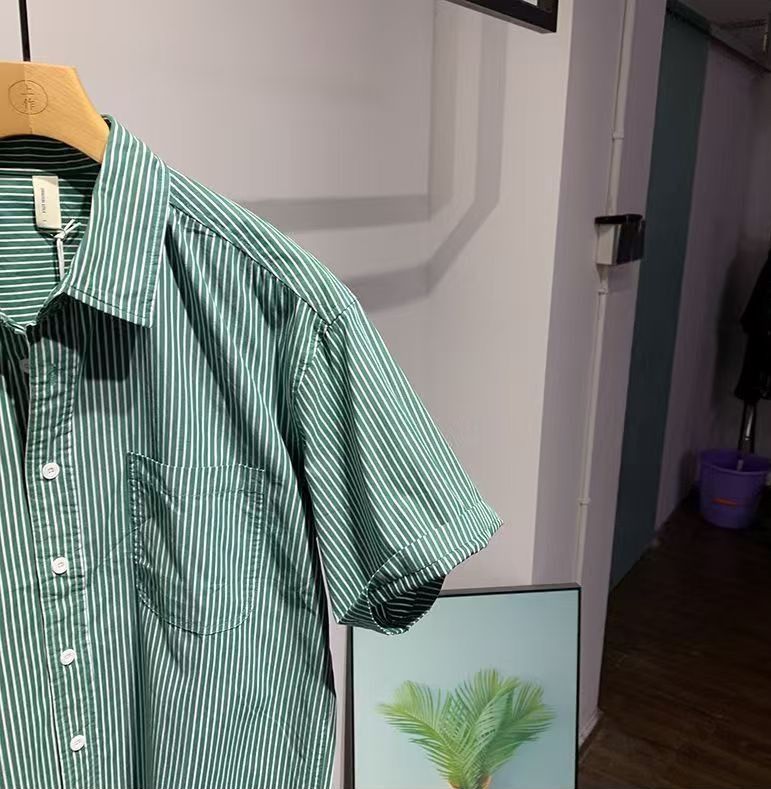Vintage Men's Retro Loose-Fit Green Striped Shirt Size US M / EU 48-50 / 2 - 4 Thumbnail