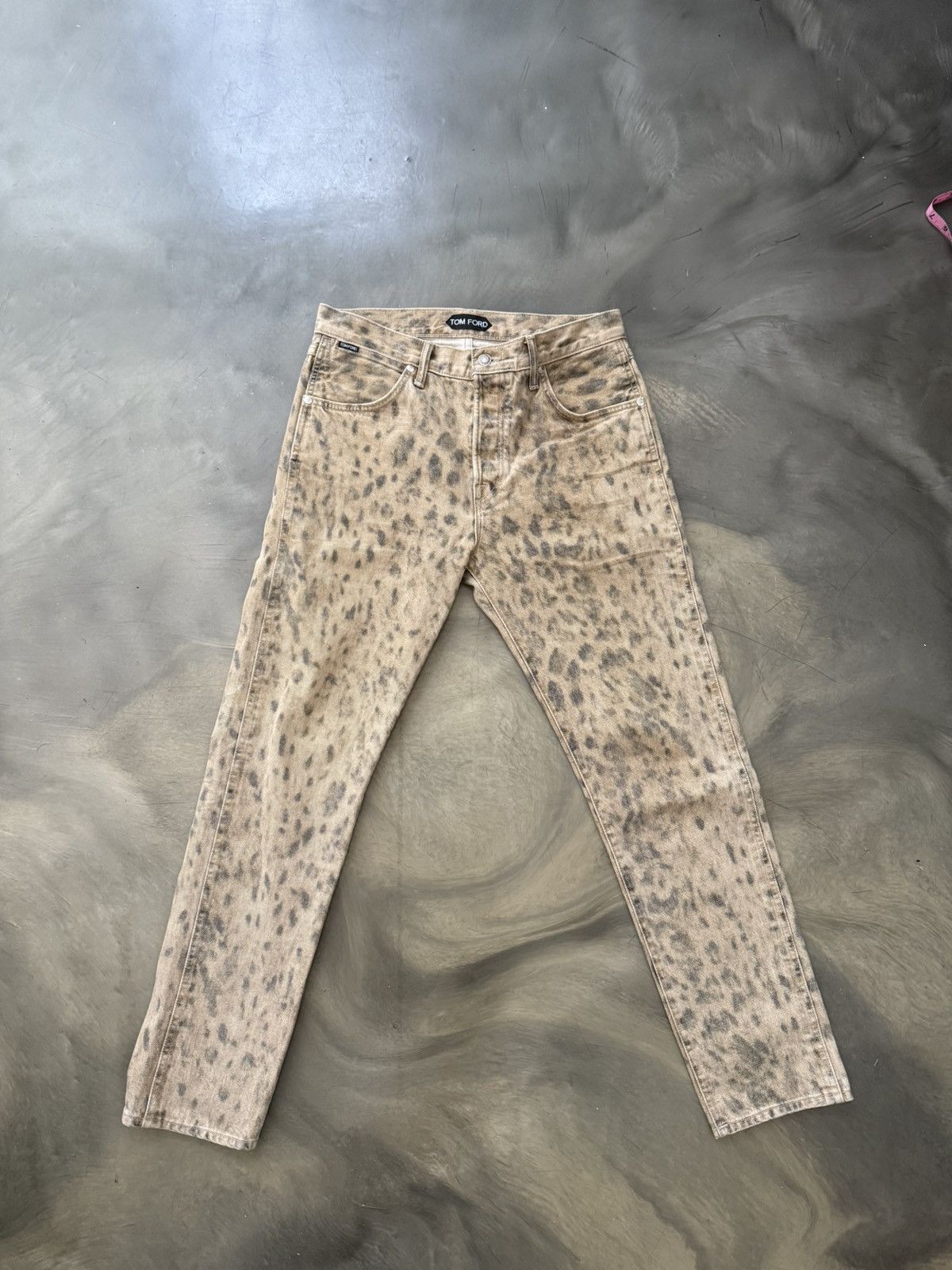 Tom Ford Tom Ford Natural Leopard Print Denim Size US 30 / EU 46 - 1 Thumbnail