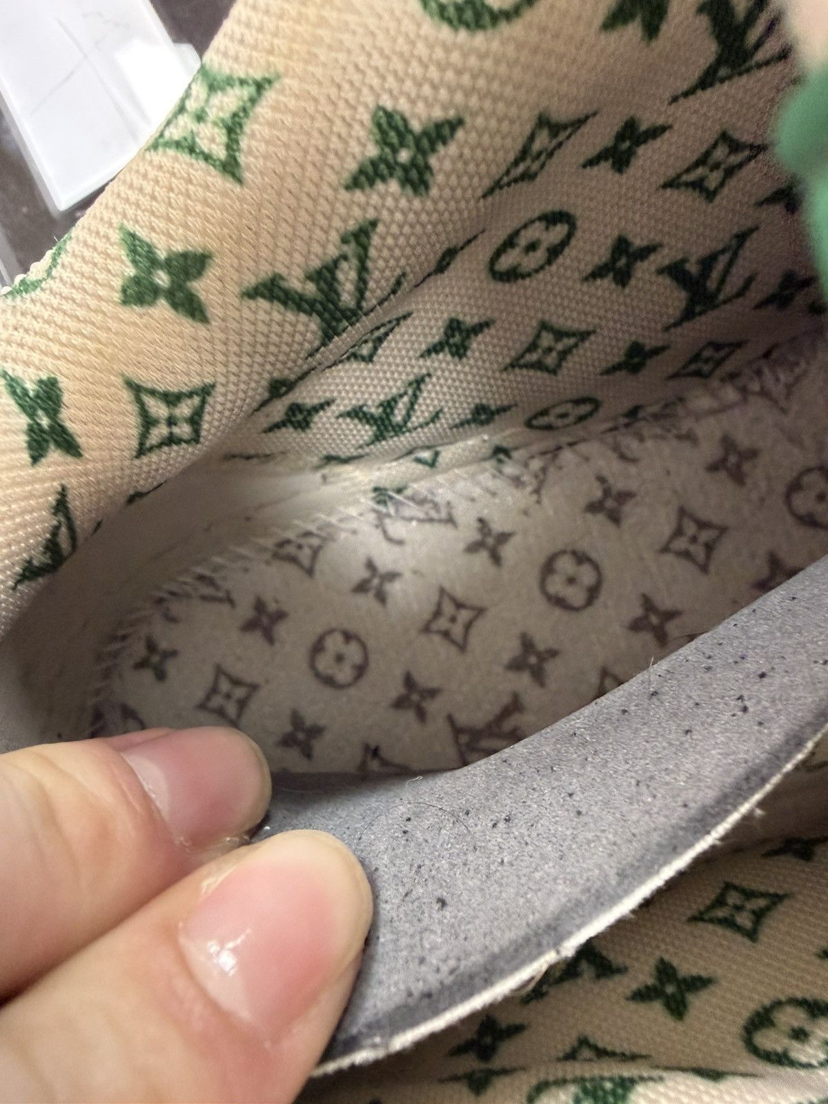 Louis Vuitton Louis Vuitton LV Skate Green White Monogram Size US 9 / EU 42 - 6 Thumbnail