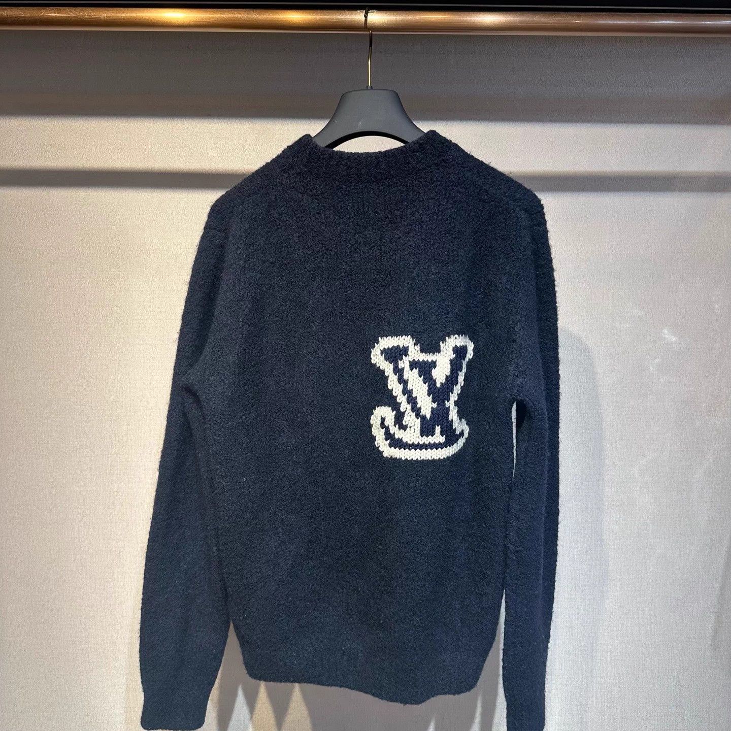 Louis Vuitton Louis Vuitton Navy Teddy Sweater XS Size US XS / EU 42 / 0 - 5 Thumbnail