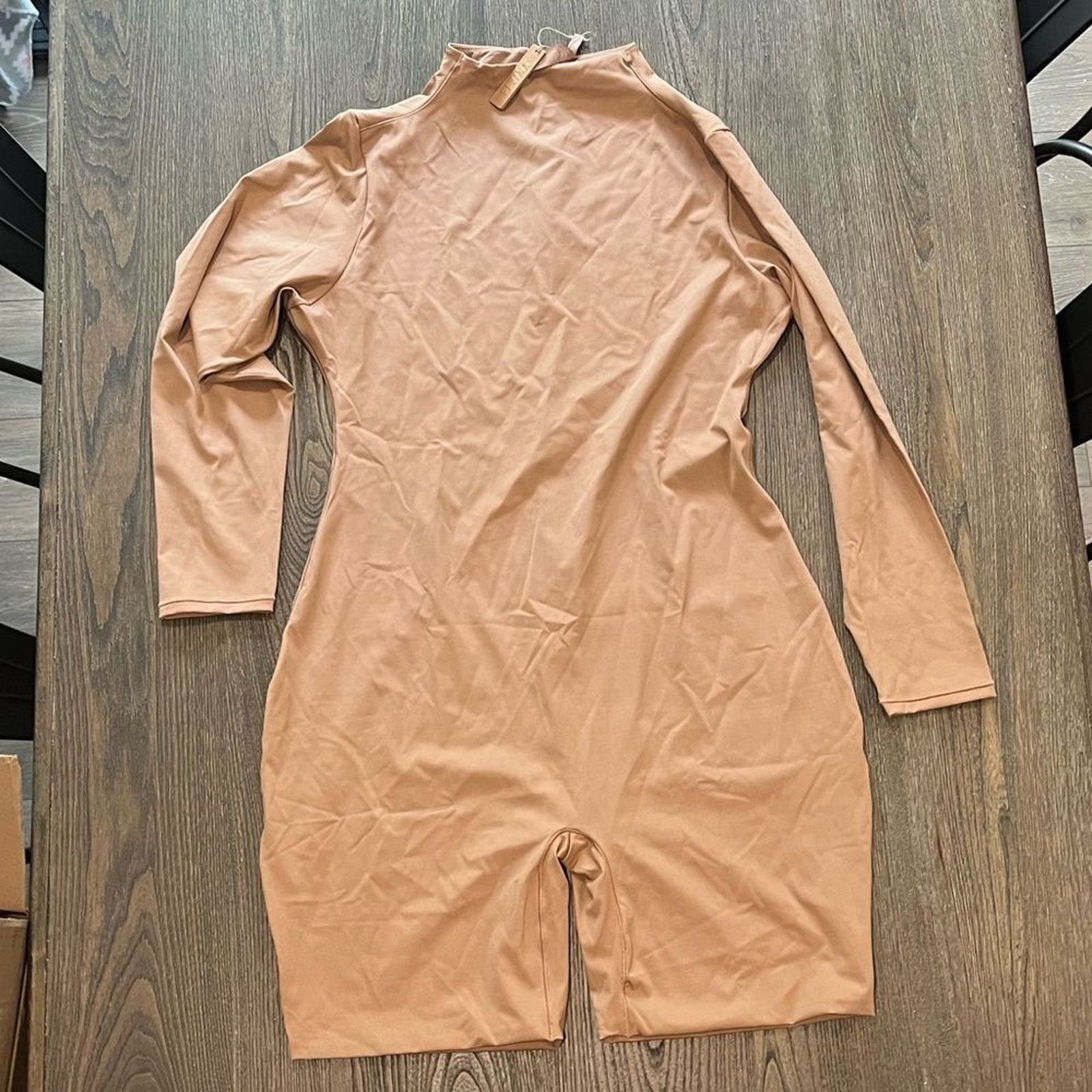 SKIMS NWT Skims All-In-One Long Sleeve MidThigh Onesie Bodysuit 4X Size 42" / US 20 - 1 Thumbnail