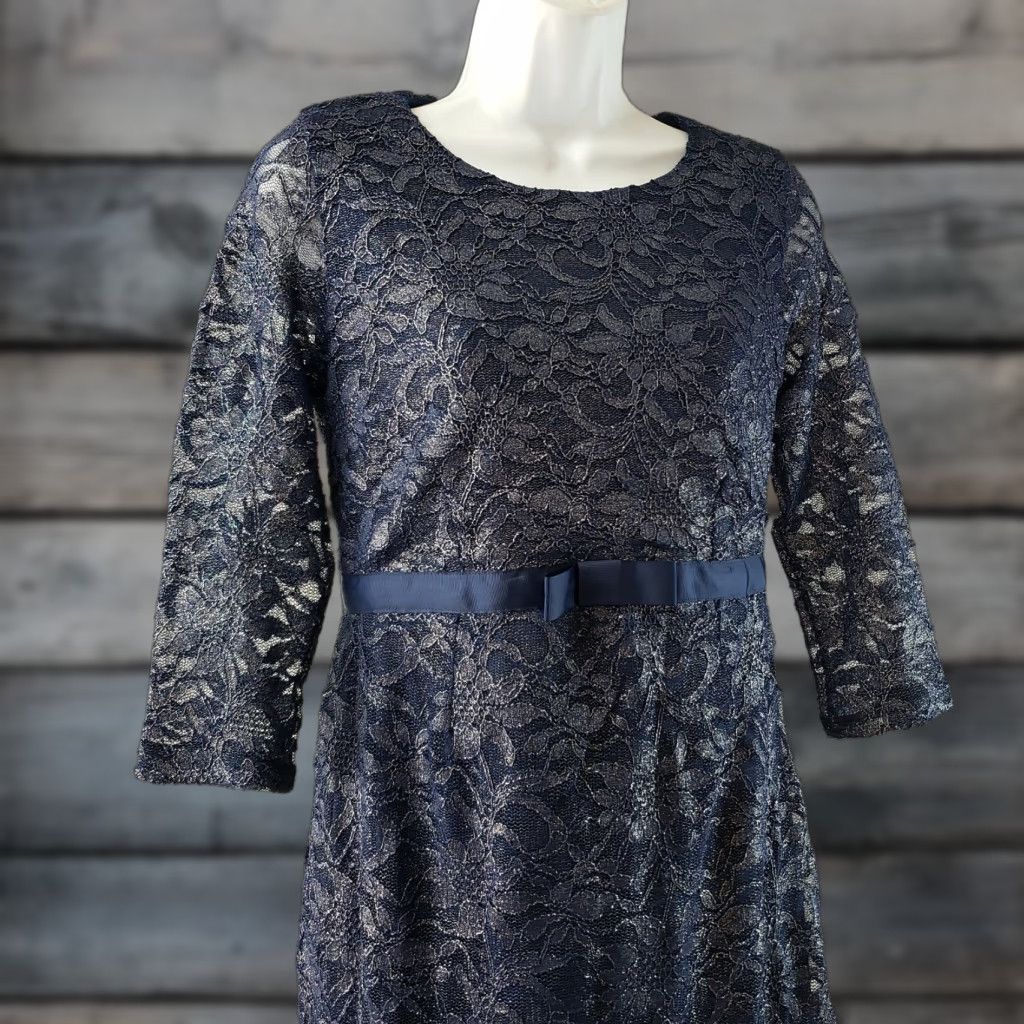 Asos ASOS Maternity Womens Midi Dress Sz Small Solid Blue Lace 3/4 Sleeve Dress Women's Maternity ASOS Blue Lace Solid Midi 3/4 Sleeve Size S / US 4 / IT 40 - 1 Thumbnail