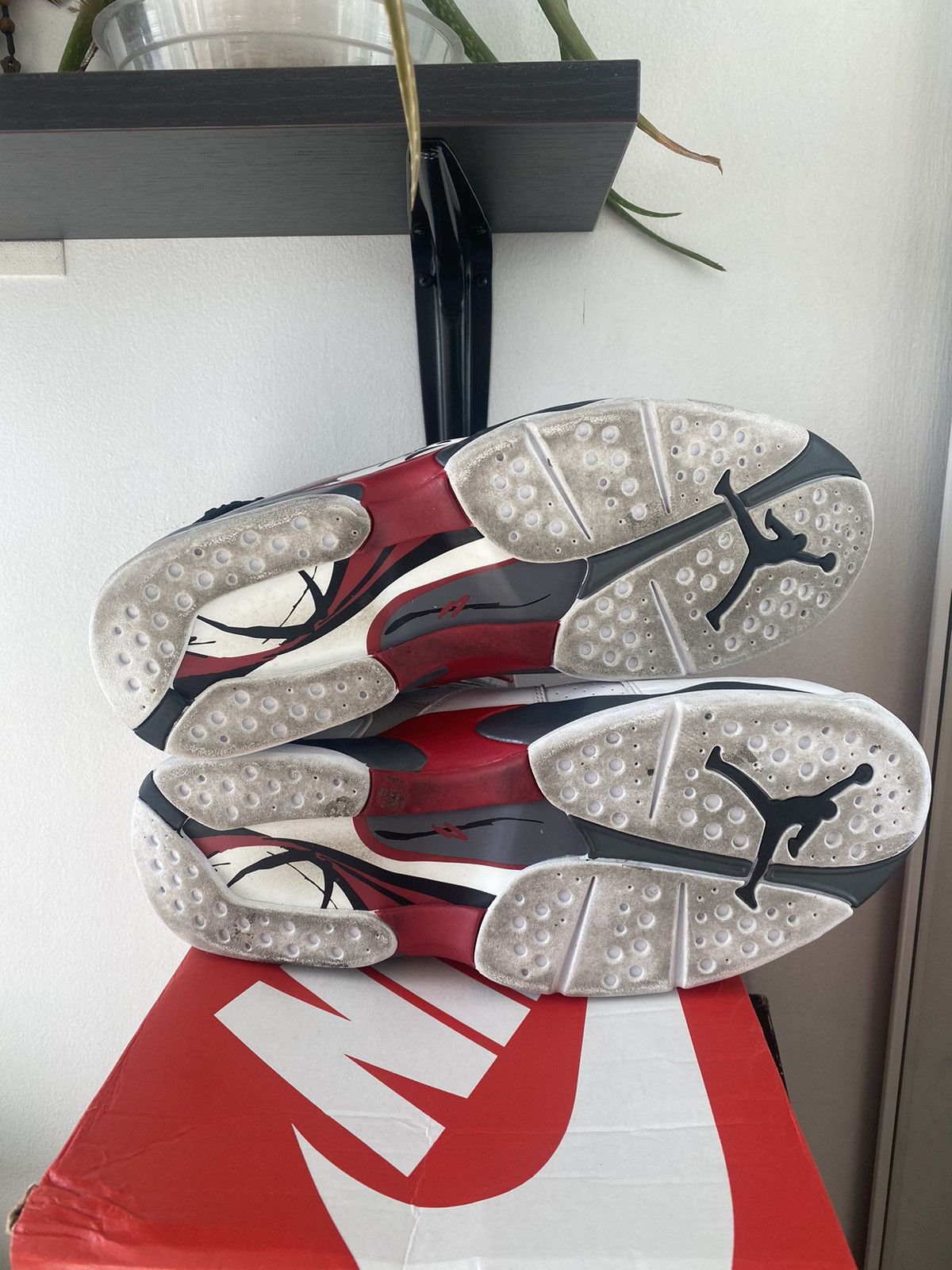 Jordan Brand Air Jordan 8/VIII Retro 'Bugs Bunny' 2012 Size US 13 / EU 46 - 5 Thumbnail