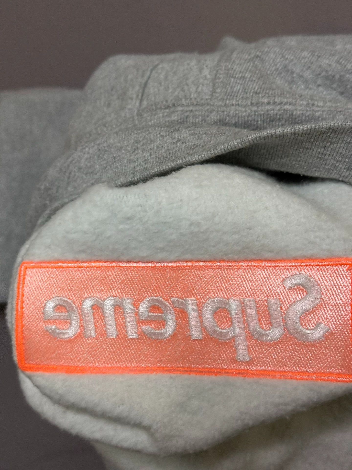 Supreme Supreme FW17 Box Logo Hoodie Gray Orange Sz M Size US M / EU 48-50 / 2 - 8 Thumbnail