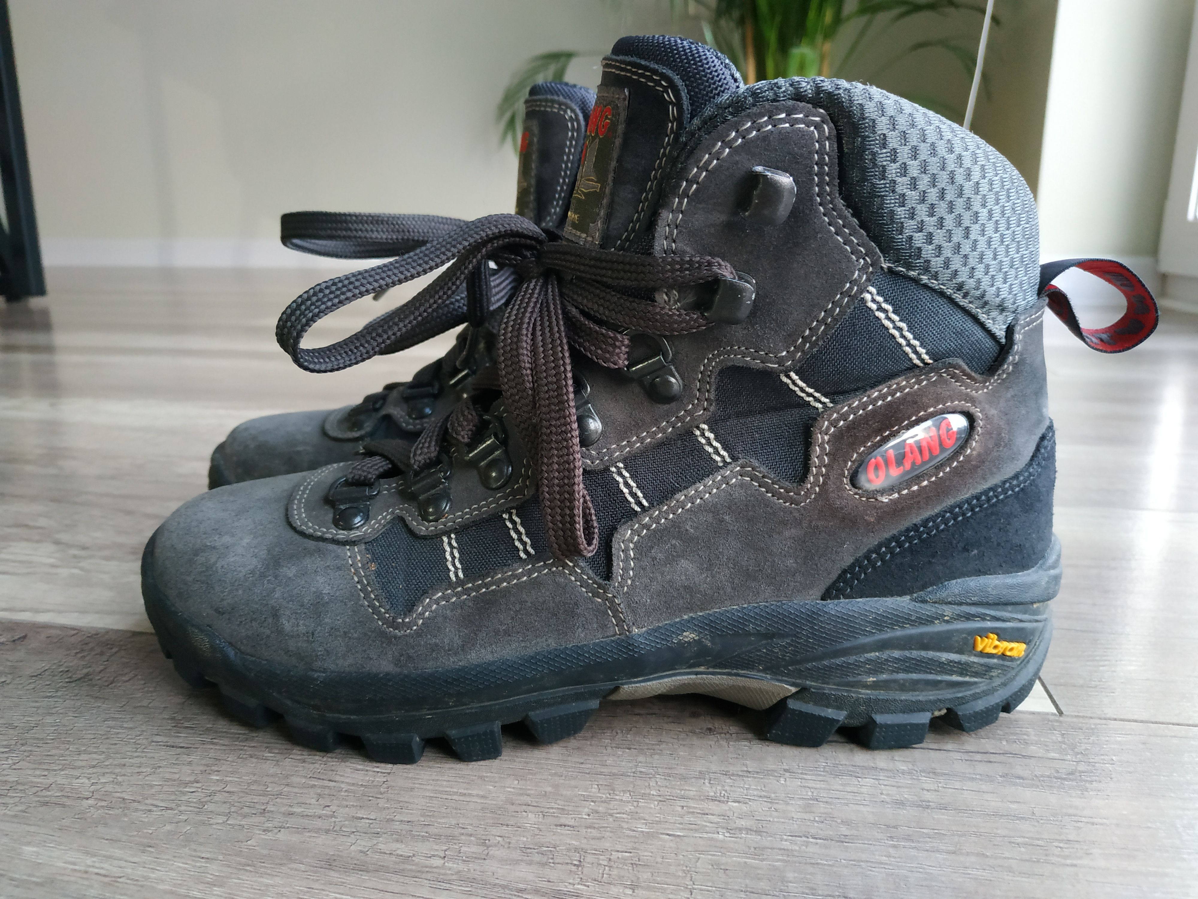 Weatherproof OLANG Women's Trekking Waterproof Vibram High Boots, EUR 37 Size US 7 / IT 37 - 4 Thumbnail