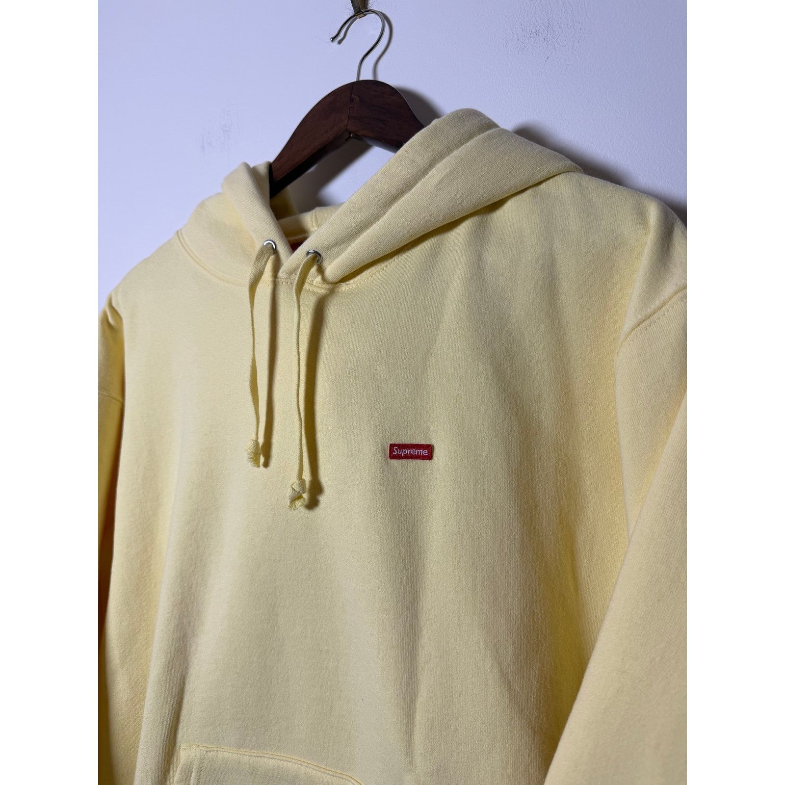 Supreme Supreme Small Box Hooded Sweatshirt (FW25) Size US M / EU 48-50 / 2 - 2 Thumbnail