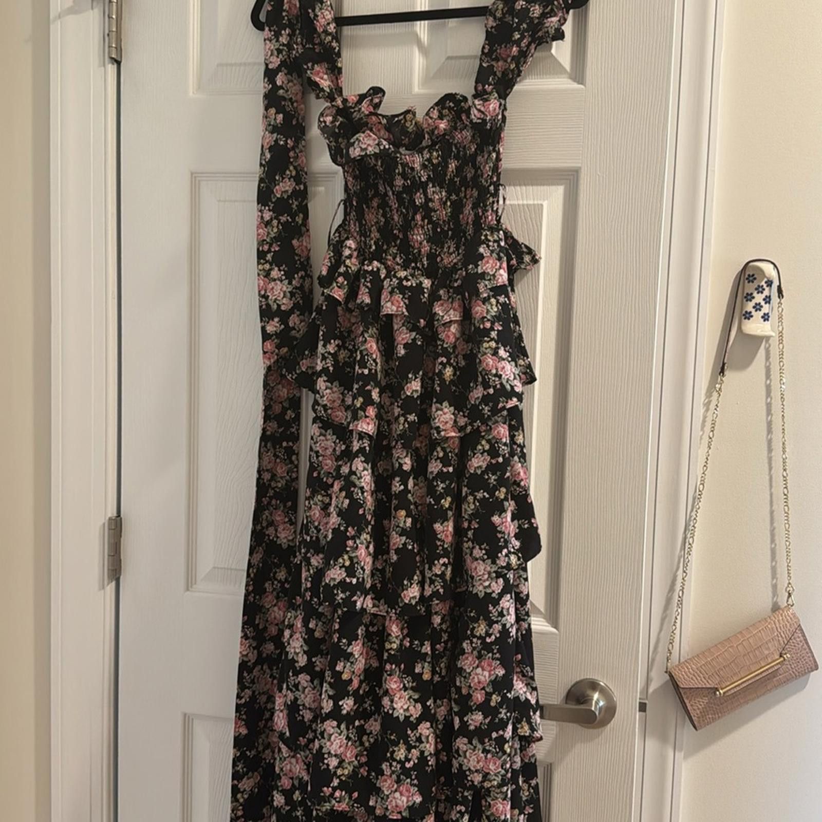 Designer Pink and White Off-Shoulder Ruffled Maxi Dress Size S / US 4 / IT 40 - 6 Thumbnail
