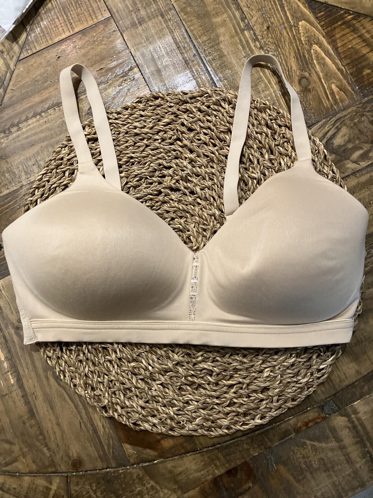 Other NWOT Vanity Fair Beige Seamless Lightly Padded Bra Size ONE SIZE - 1 Thumbnail