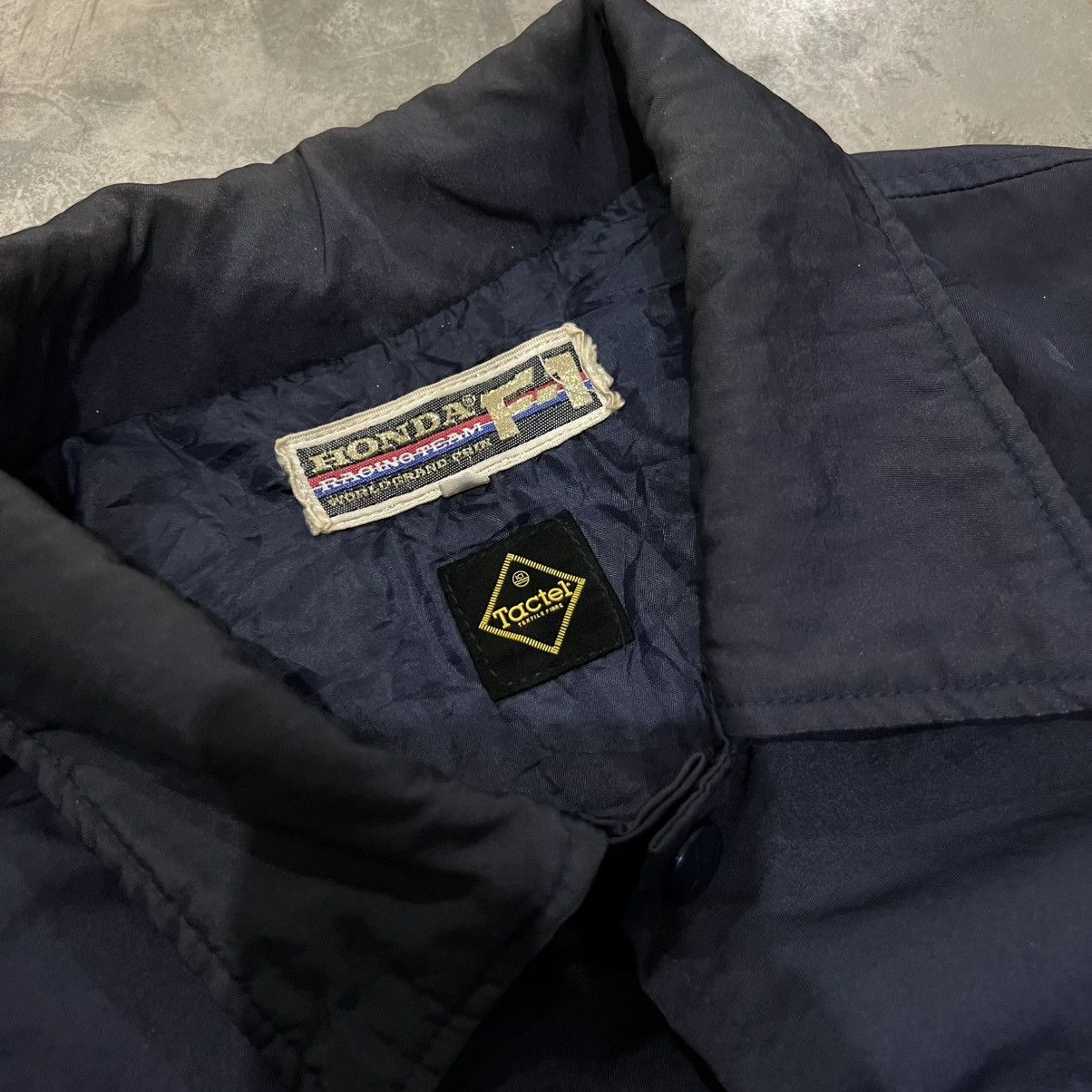 Honda Vintage 80s Honda Racing Team World Champion F.I.A Jacket Size US L / EU 52-54 / 3 - 9 Thumbnail