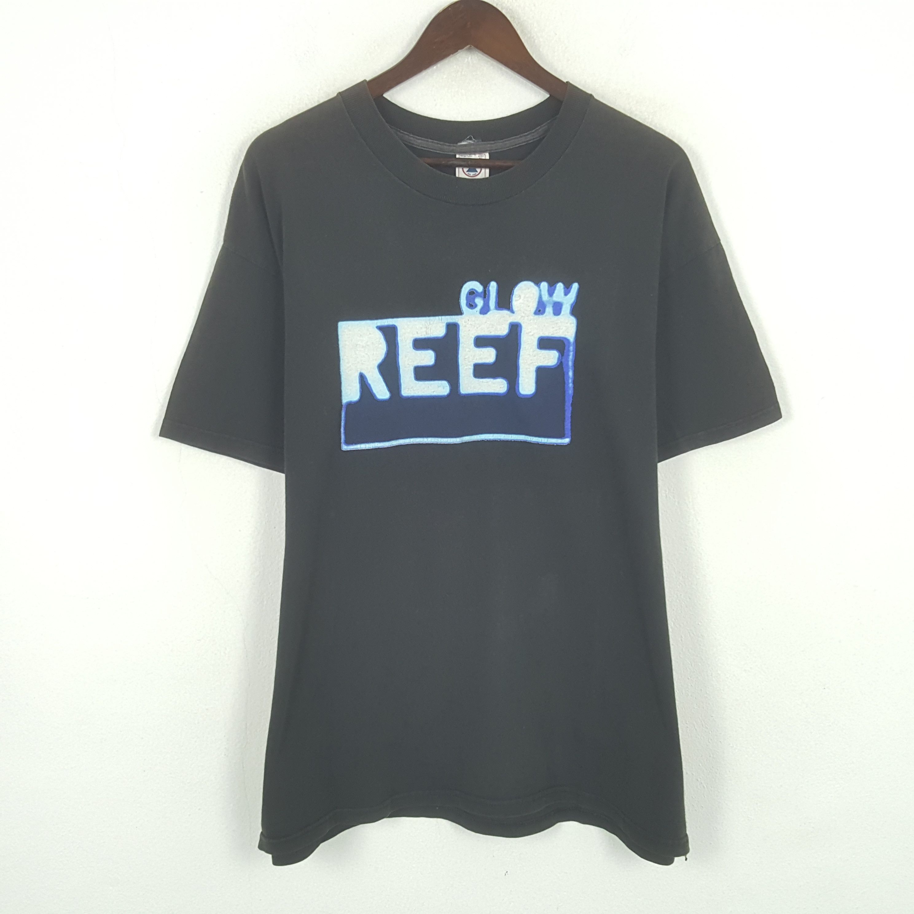 Band Tees Vintage Reef Glow Rock Band Tshirt Size US XL / EU 56 / 4 - 1 Thumbnail