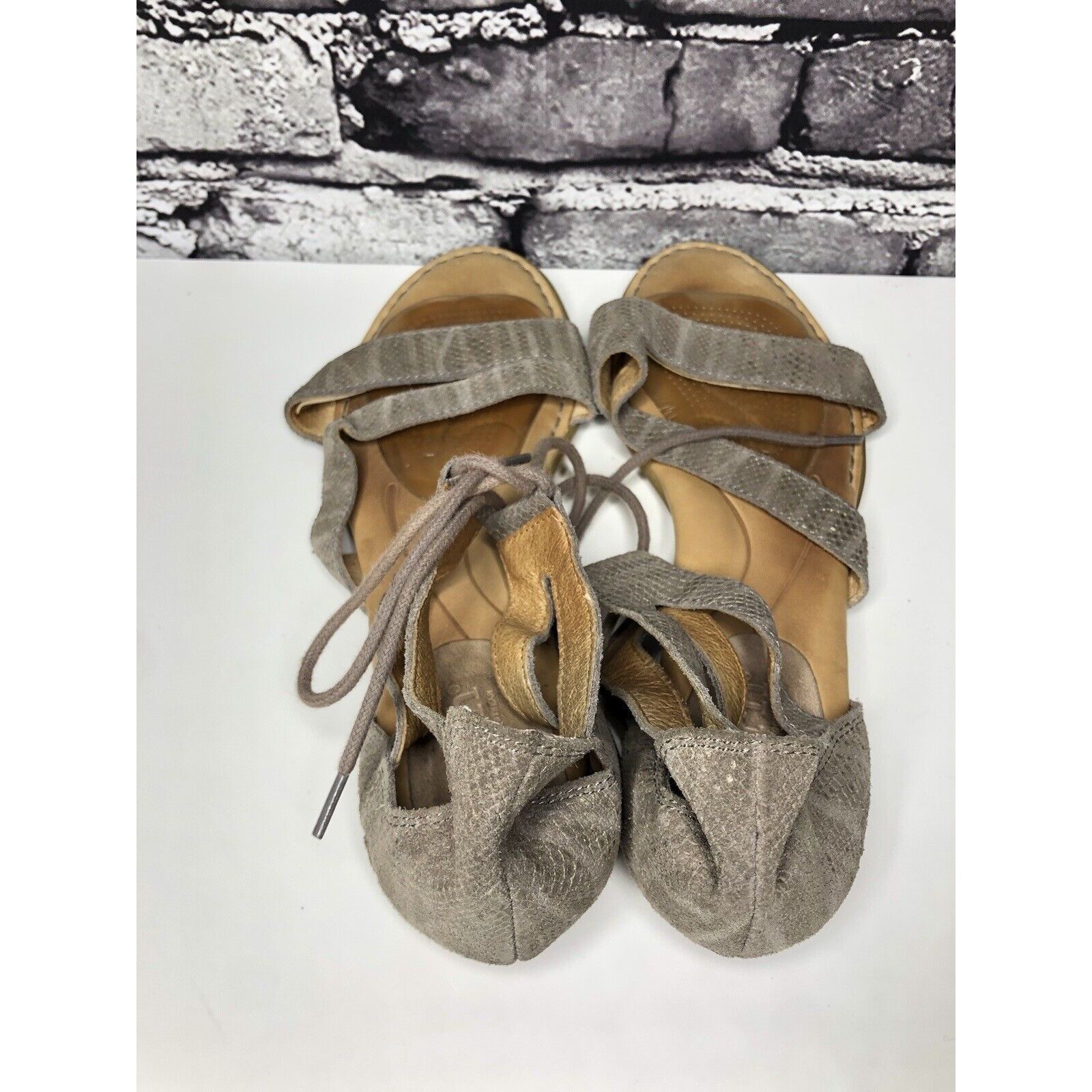 Born Born Gray Leather Ankle Snake Print Leather Lace Flats Sanda Size US 8.5 / IT 38.5 - 6 Thumbnail