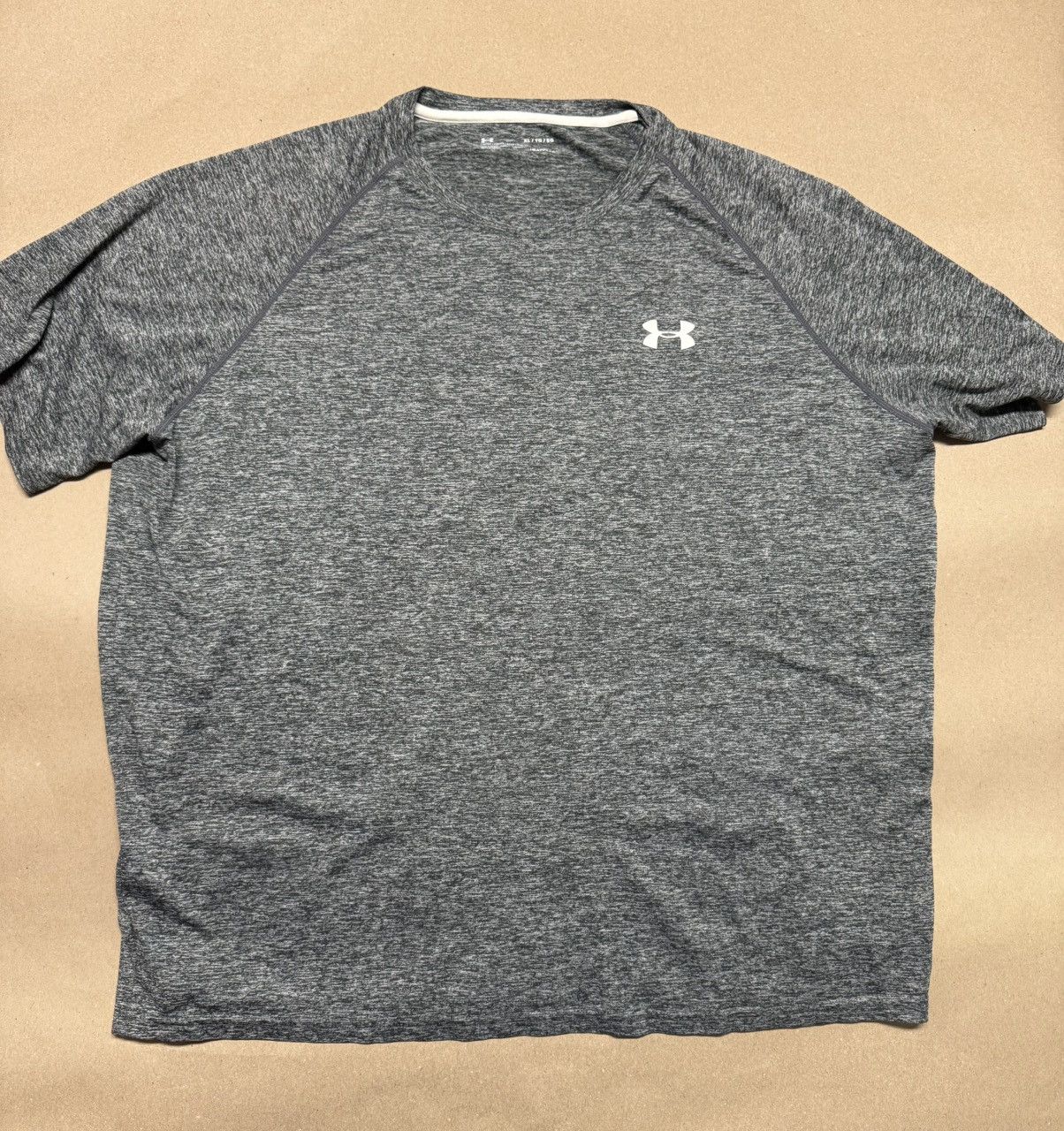 Under Armour Under Armour Heat Gear Loose Shirt Gray size XL Rare! Size US XL / EU 56 / 4 - 1 Thumbnail