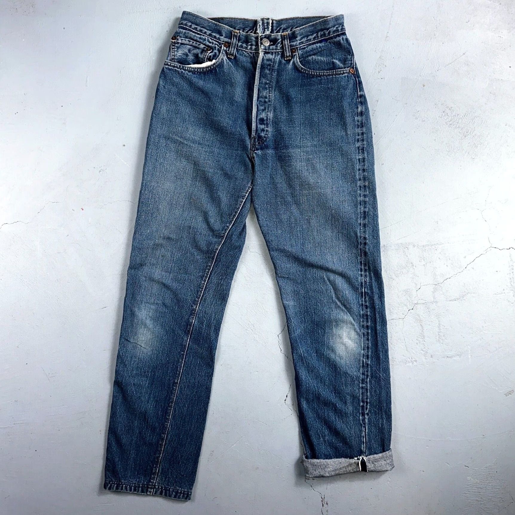 Levi's Levi's 501 XX VTG 70s Jeans Straight 27x31 Med Wash Blue Denim Cotton Button Vintage Men Regular XX 501 Series USA 80s 70s Tailored Altered Size US 27 - 2 Thumbnail