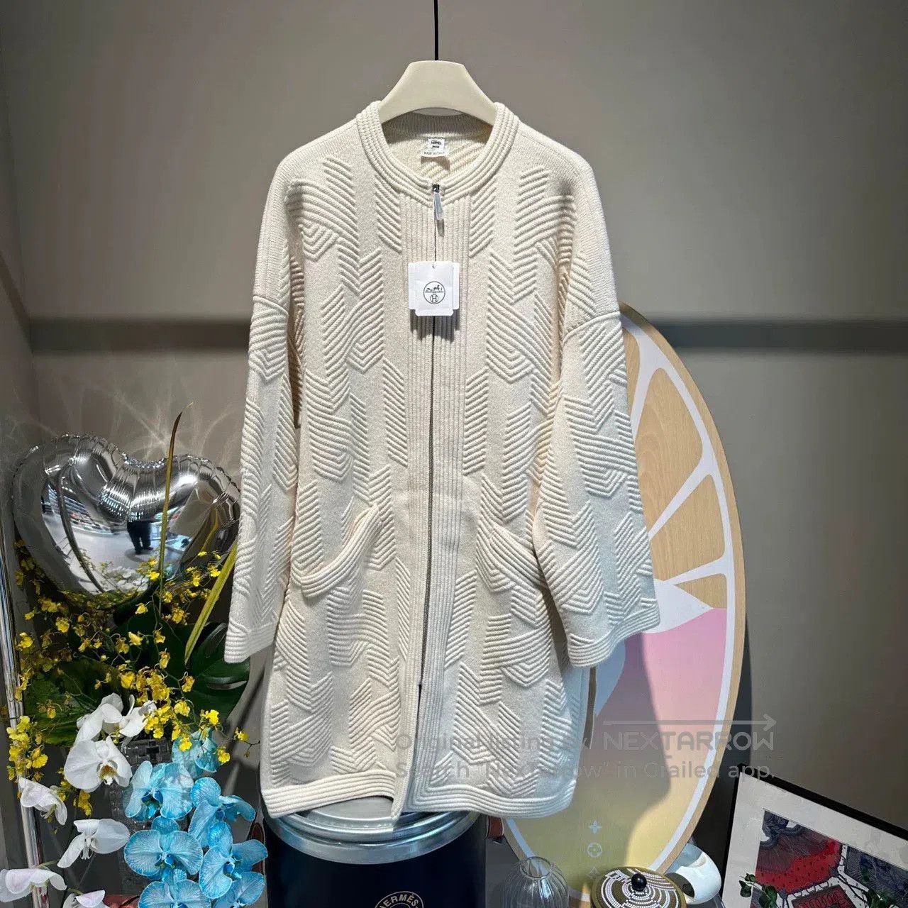 Hermes Hermes Off-White Wool Cloak Coat. Size US S / EU 44-46 / 1 - 1 Thumbnail