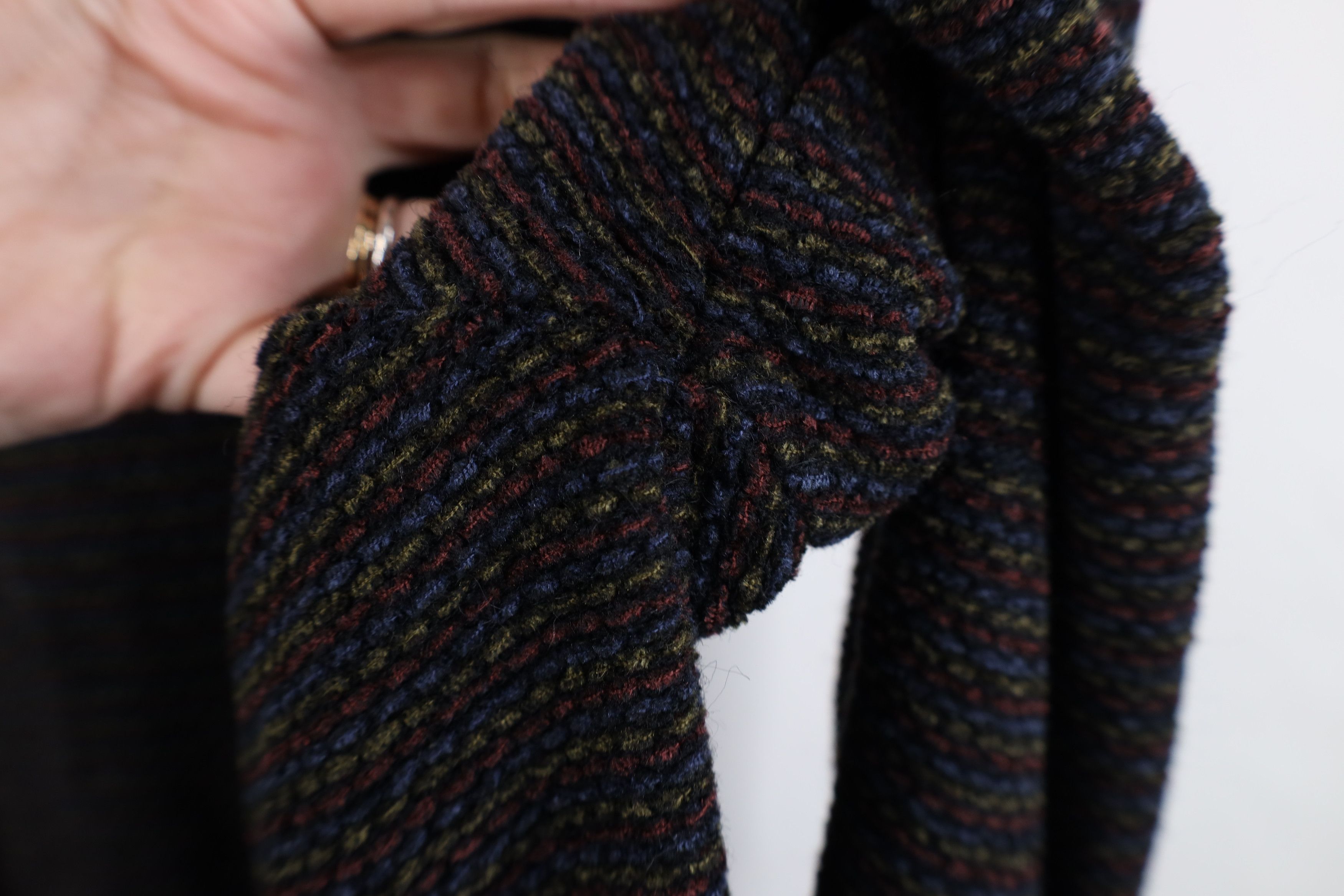 Vintage Vintage 90s Streetwear Striped Knit Fleece Crewneck Sweater Size US XL / EU 56 / 4 - 5 Thumbnail