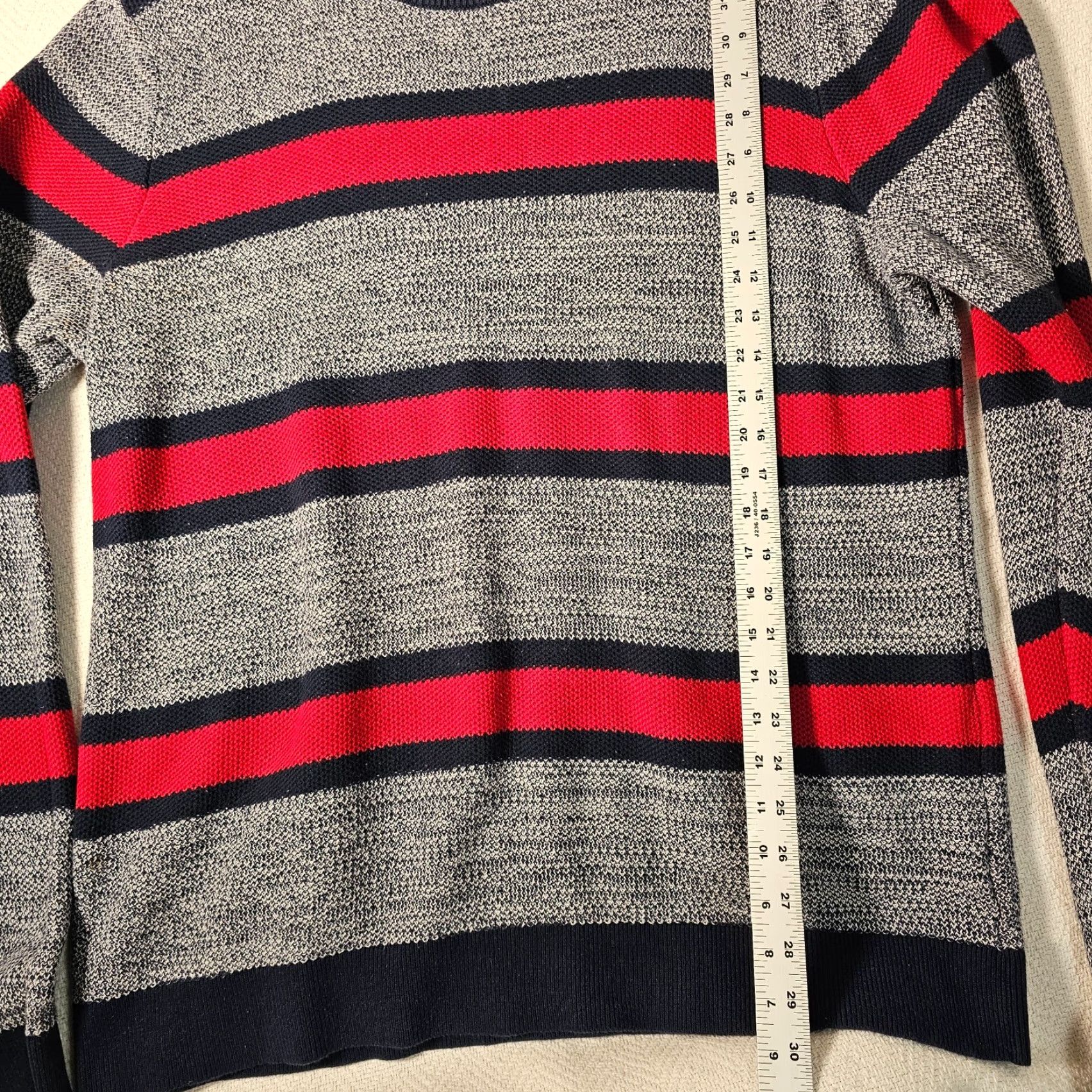 Tommy Hilfiger VINTAGE Tommy Hilfiger Sweater Pullover Men's 2XL Gray Striped Chunky-Knit Preppy Size US XXL / EU 58 / 5 - 3 Thumbnail