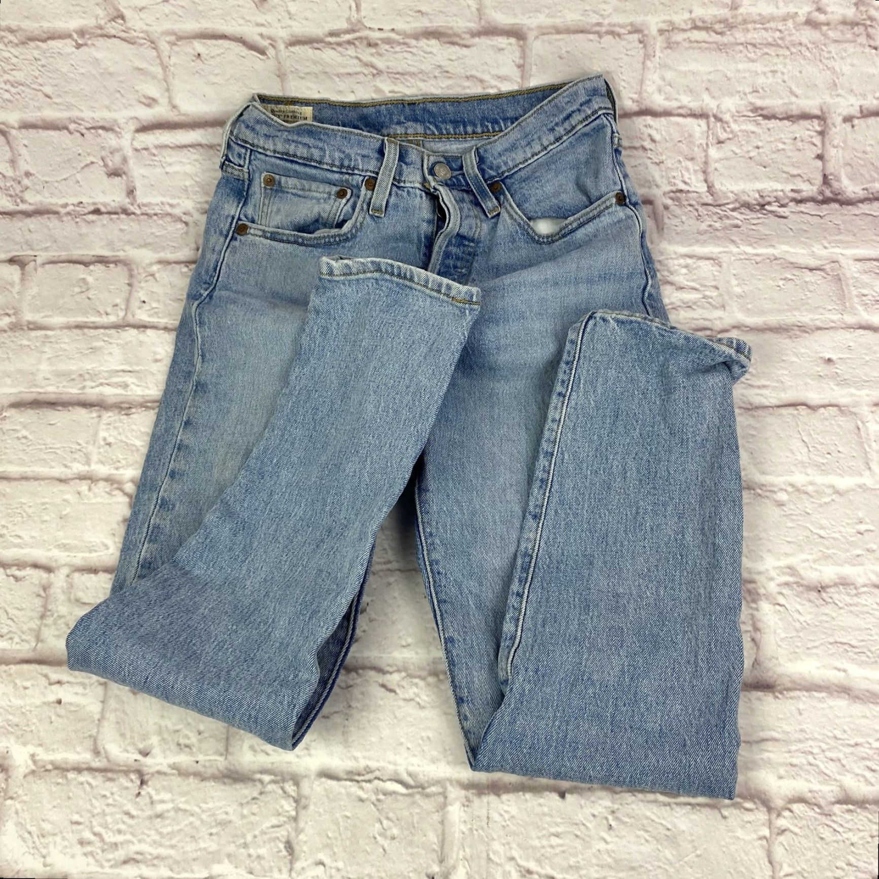 Levi's Levi's 501 Jeans Mens 26x26 Blue Denim Button Fly Straight Leg Premium 501 S Size US 26 / EU 42 - 2 Thumbnail