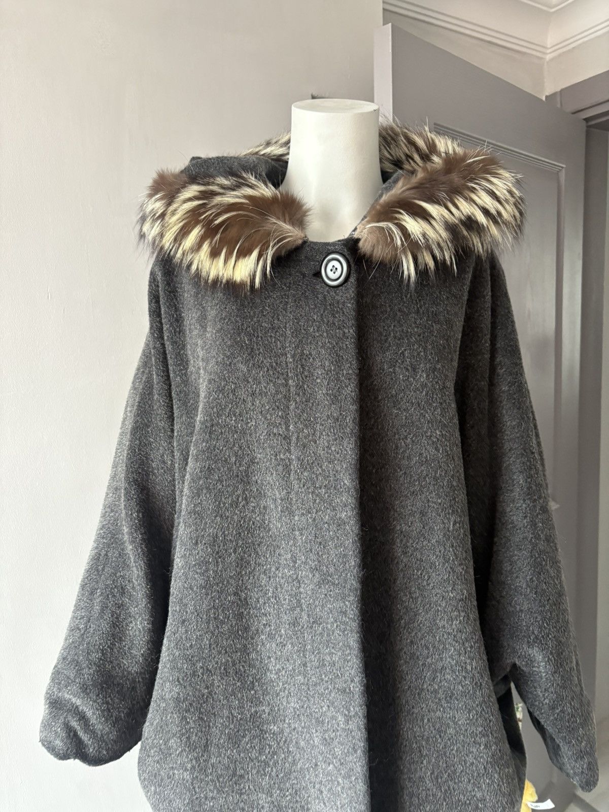 Vintage Vintage italian wool cape coat Size XL / US 12-14 / IT 48-50 - 5 Thumbnail