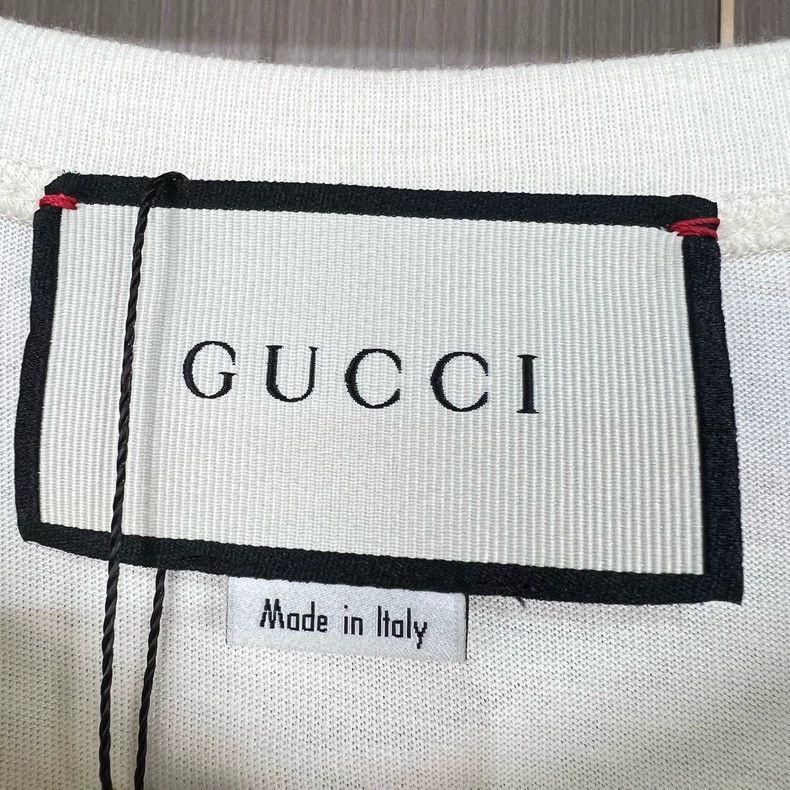 Gucci Gucci Short sleeves with Sanskrit printed letters 2504-Next Size US S / EU 44-46 / 1 - 5 Thumbnail