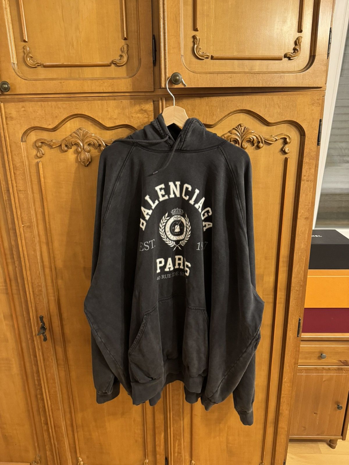 Balenciaga Balenciaga College 1917 Washed Grey Hoodie Size US XL / EU 56 / 4 - 1 Thumbnail