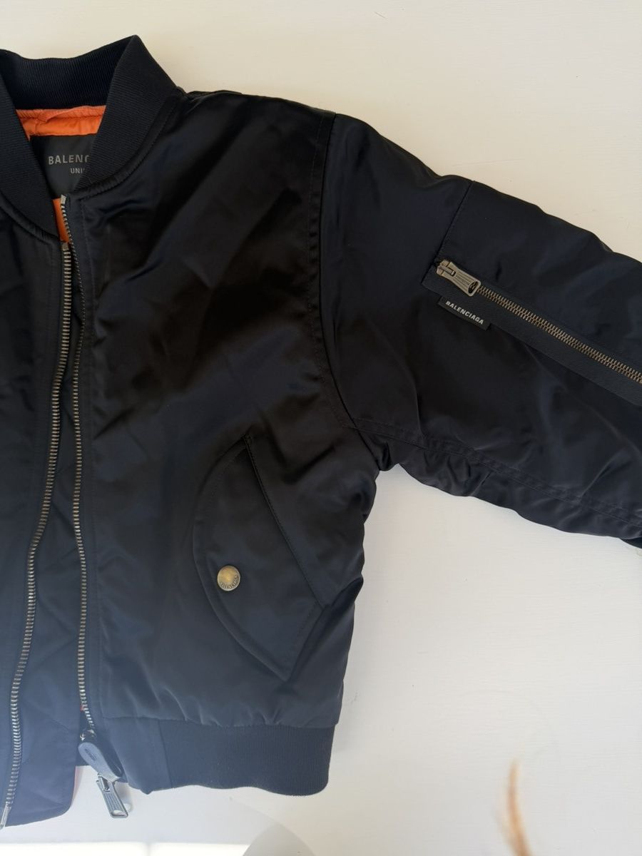 Balenciaga Balenciaga Shrunk bomber Size S - SS23 Size S / US 4 / IT 40 - 1 Thumbnail
