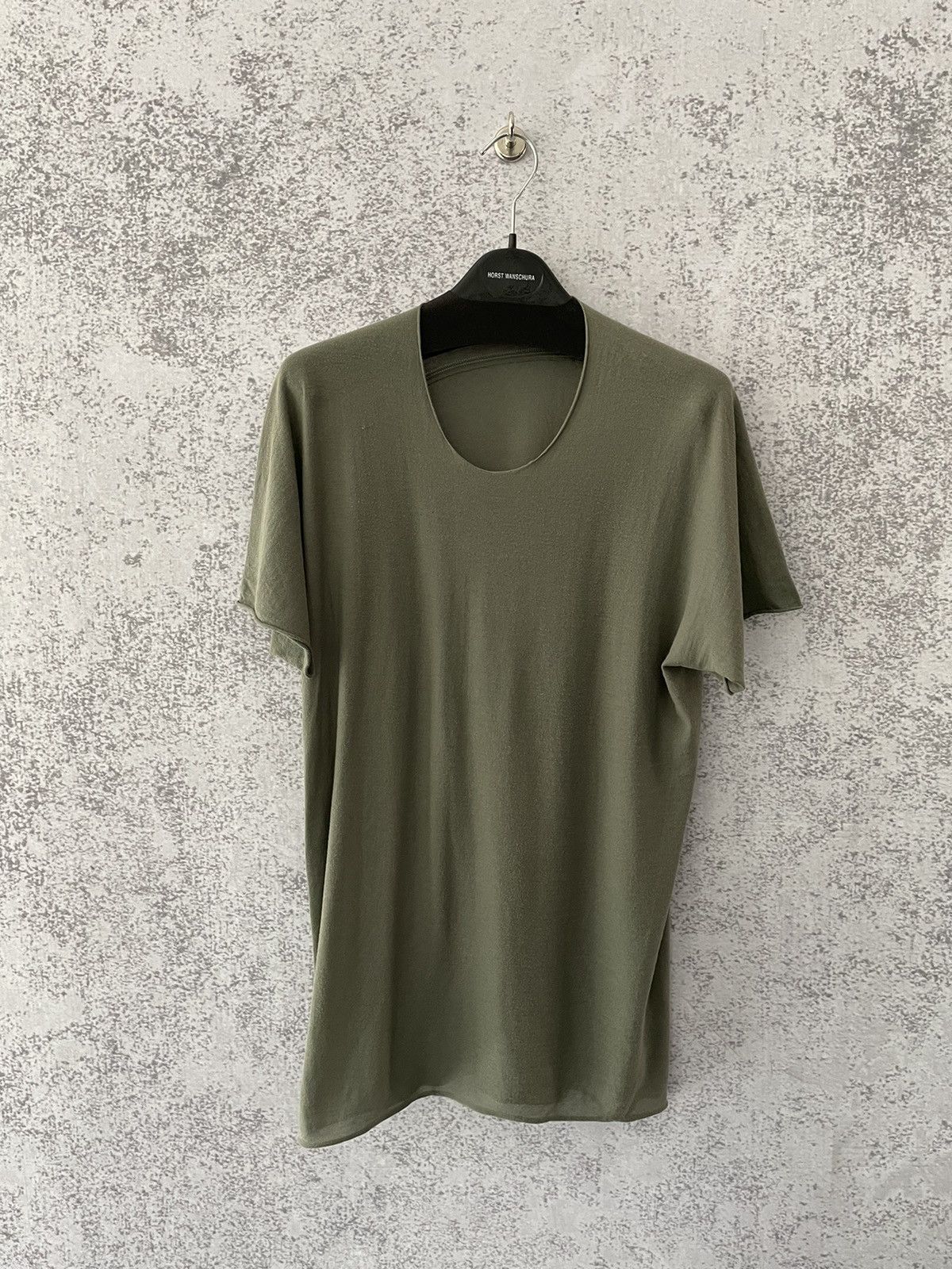 Label Under Construction LUC Khaki Lightweight Cotton Arched Tshirt Size US L / EU 52-54 / 3 - 1 Thumbnail