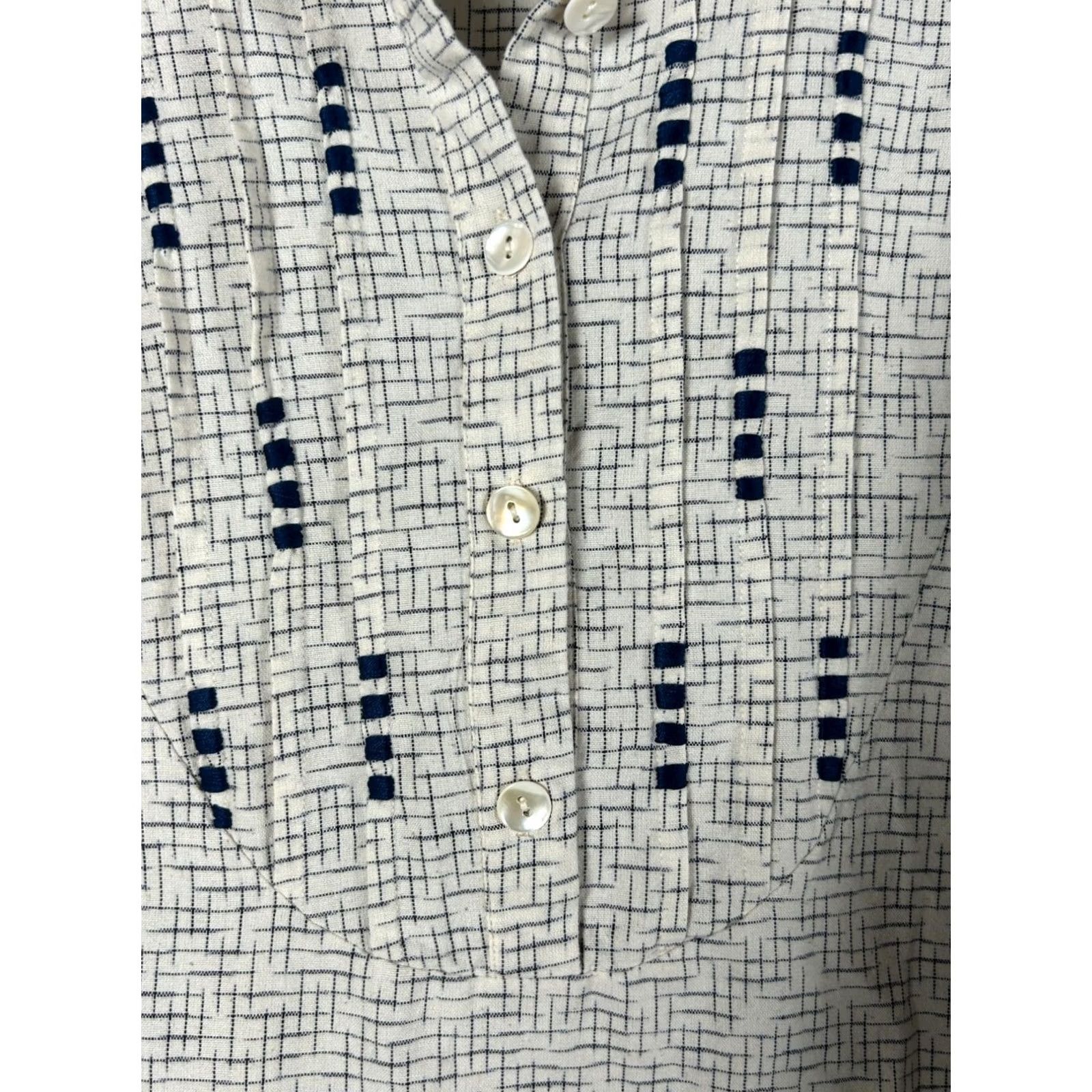 Vintage Marketplace Handwork of India Womens Cotton Pintuck Button Down Tunic Top 2X Size XXL / US 16-18 / IT 52-54 - 2 Thumbnail