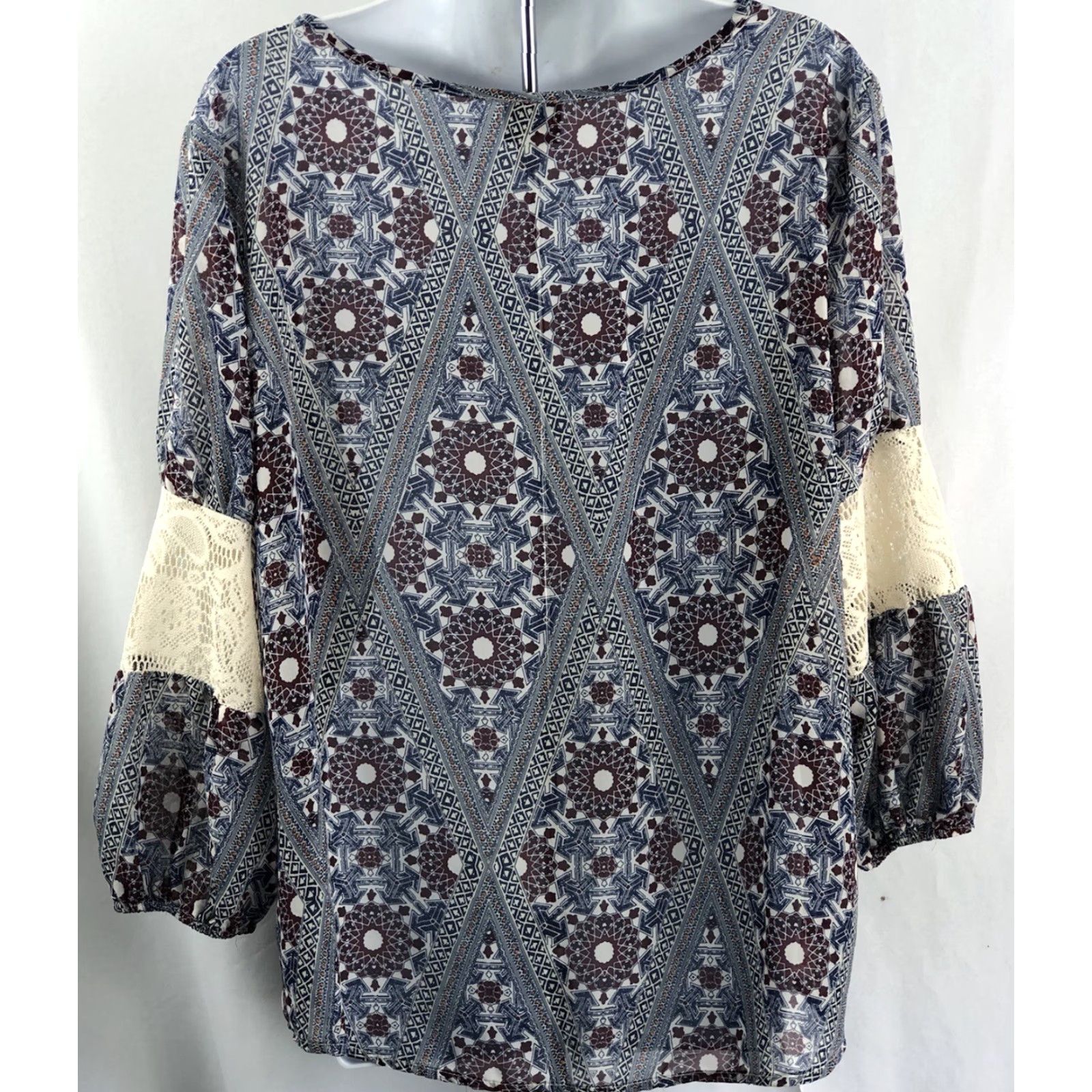 Vintage VINTAGE Vintage Como Boho Peasant Top XL Blue Crochet Lace Geometric Crochet Balloon Sleeve 3/4 Sleeve V-Neck Shirt Womens Size XL / US 12-14 / IT 48-50 - 3 Thumbnail