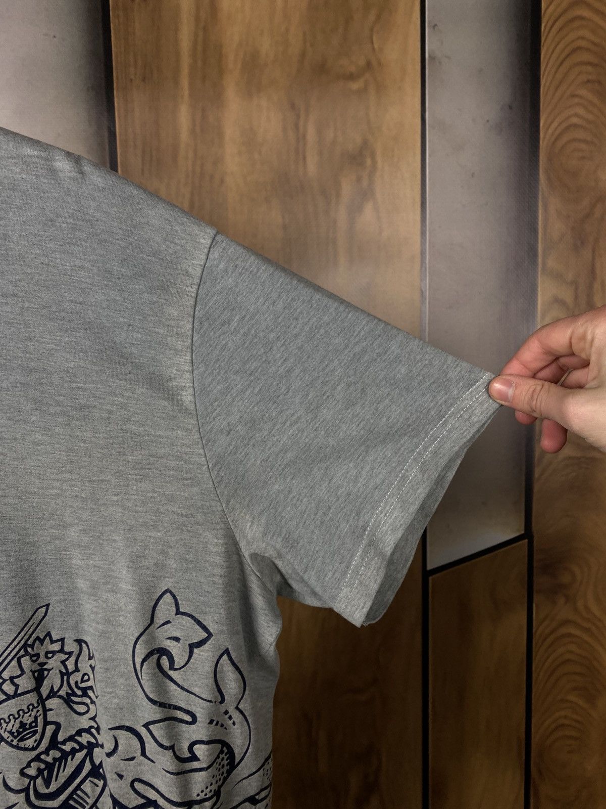 Aquascutum 🛡️T-Shirt Aquascutum Of London United Kingdom Big Logo Tee🛡️ Size US XL / EU 56 / 4 - 6 Thumbnail