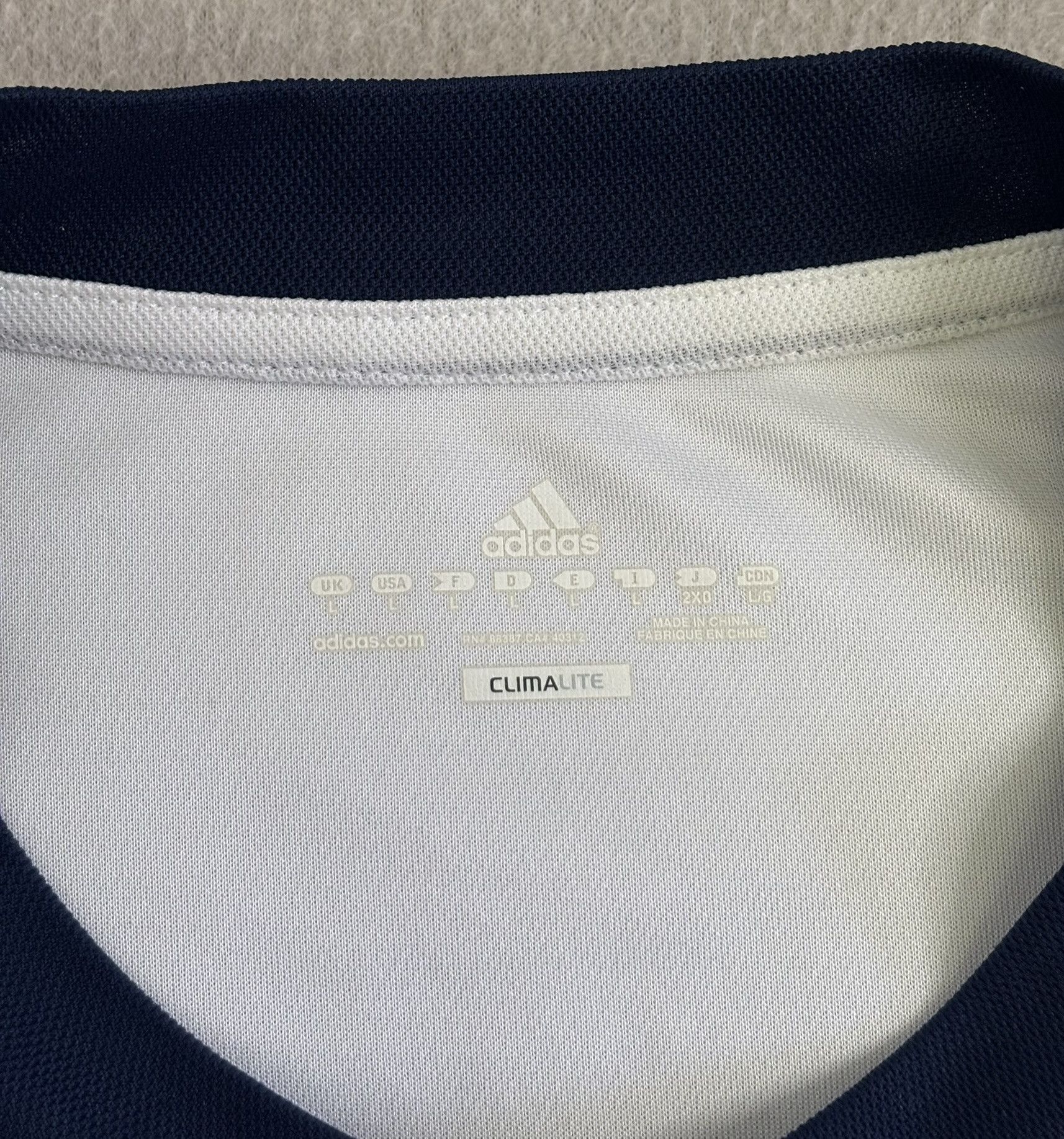 Adidas Los Angeles Galaxy 2010 Adidas Soccer Jersey Size L Size US L / EU 52-54 / 3 - 16 Thumbnail
