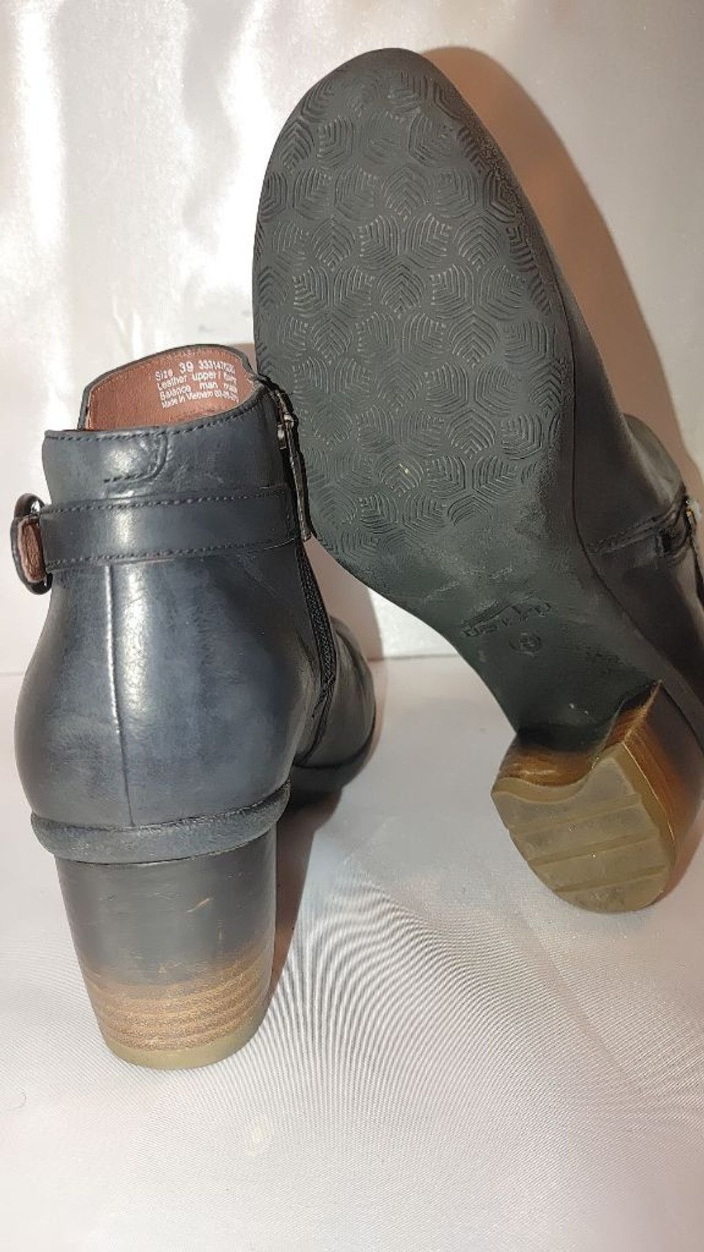 Dansko Dansko Perry Waterproof Burnished Booties Size 39 Size US 9 / IT 39 - 8 Thumbnail