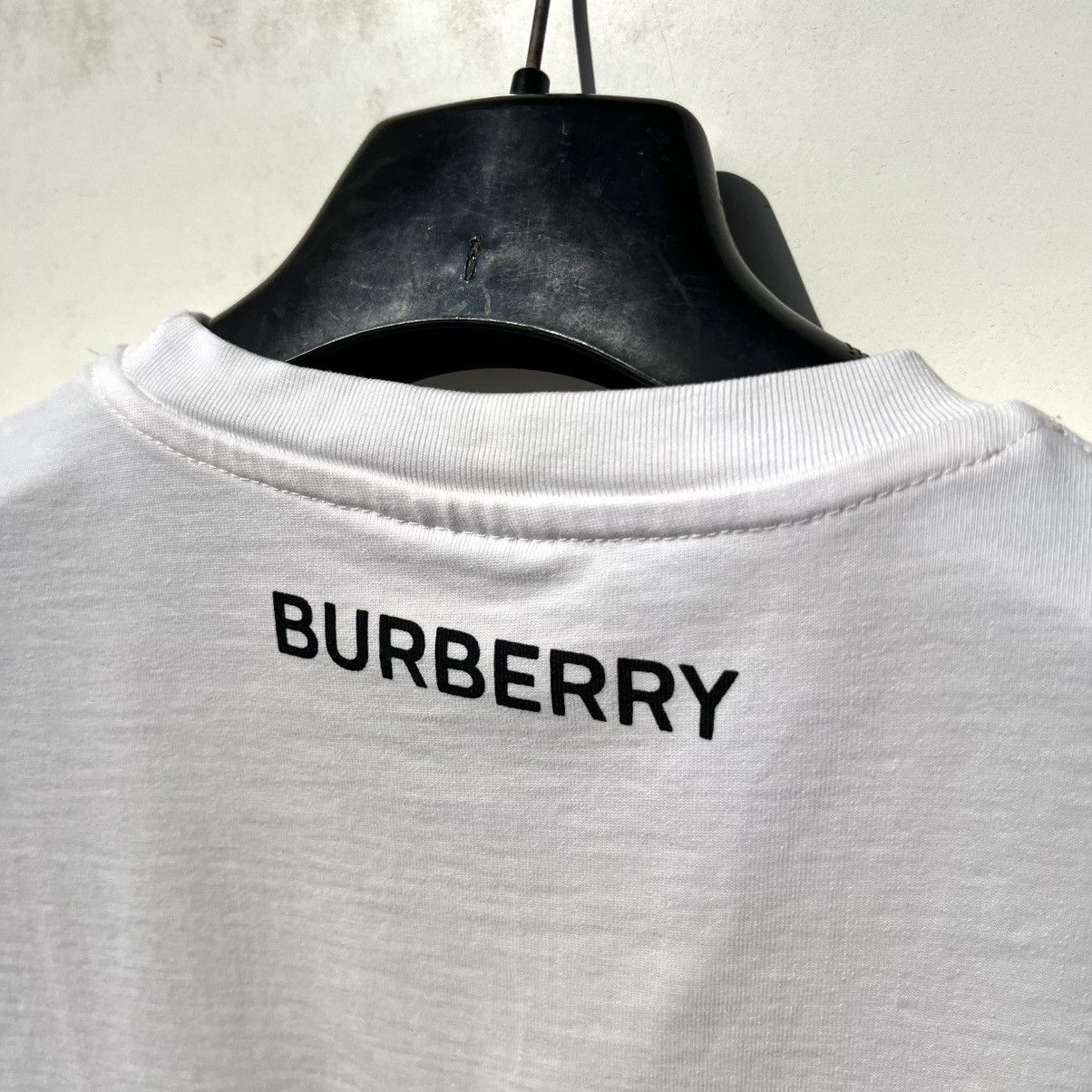 Burberry Burberry t shirt Size US S / EU 44-46 / 1 - 5 Thumbnail