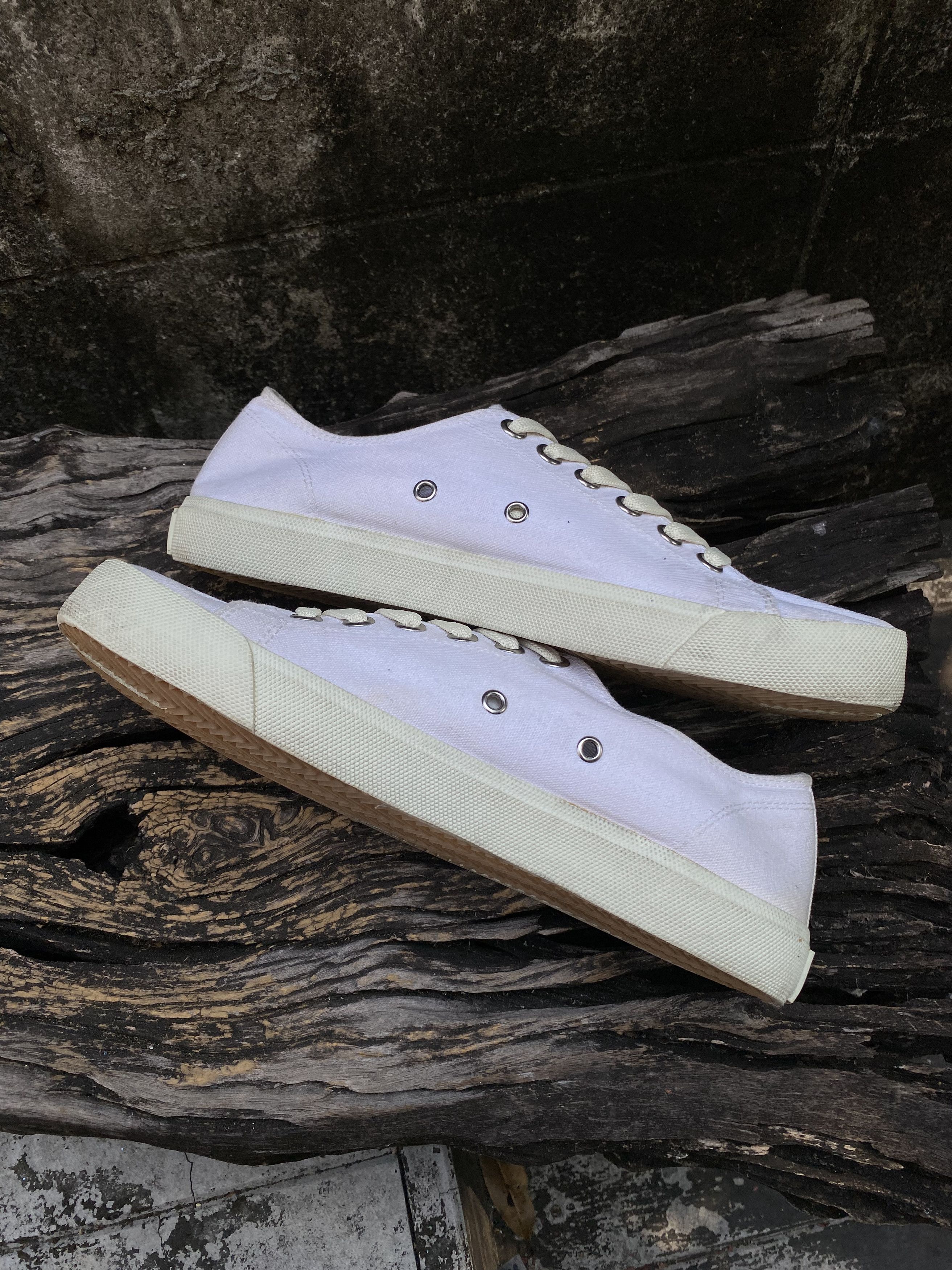 Maison Margiela Maison Margiela Tabi Canvas White EU41.5 Size US 8.5 / EU 41-42 - 6 Thumbnail