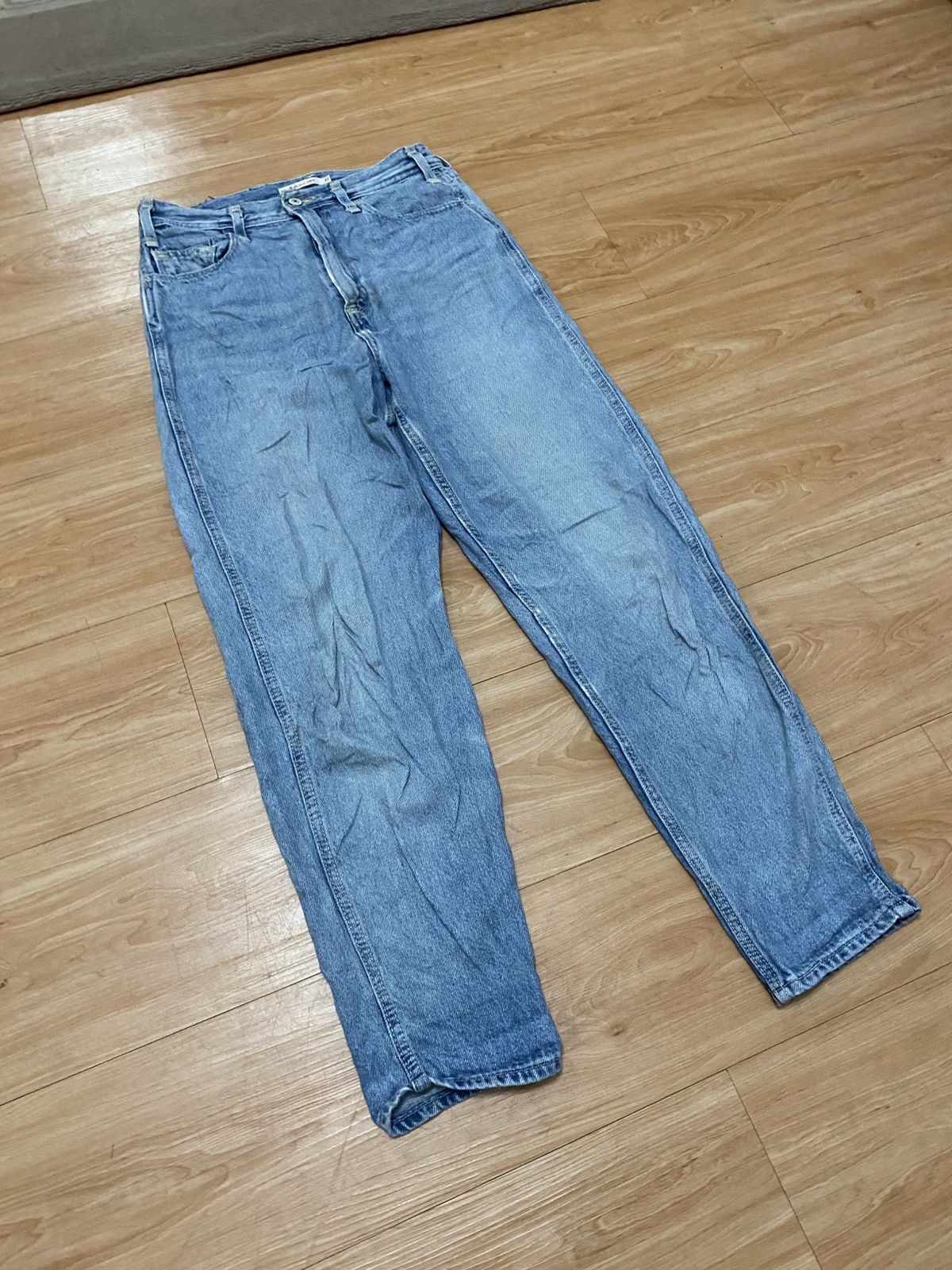 Japanese Brand × Levi's × Vintage Vintage Levis red high loose taper style Size US 30 / EU 46 - 3 Thumbnail