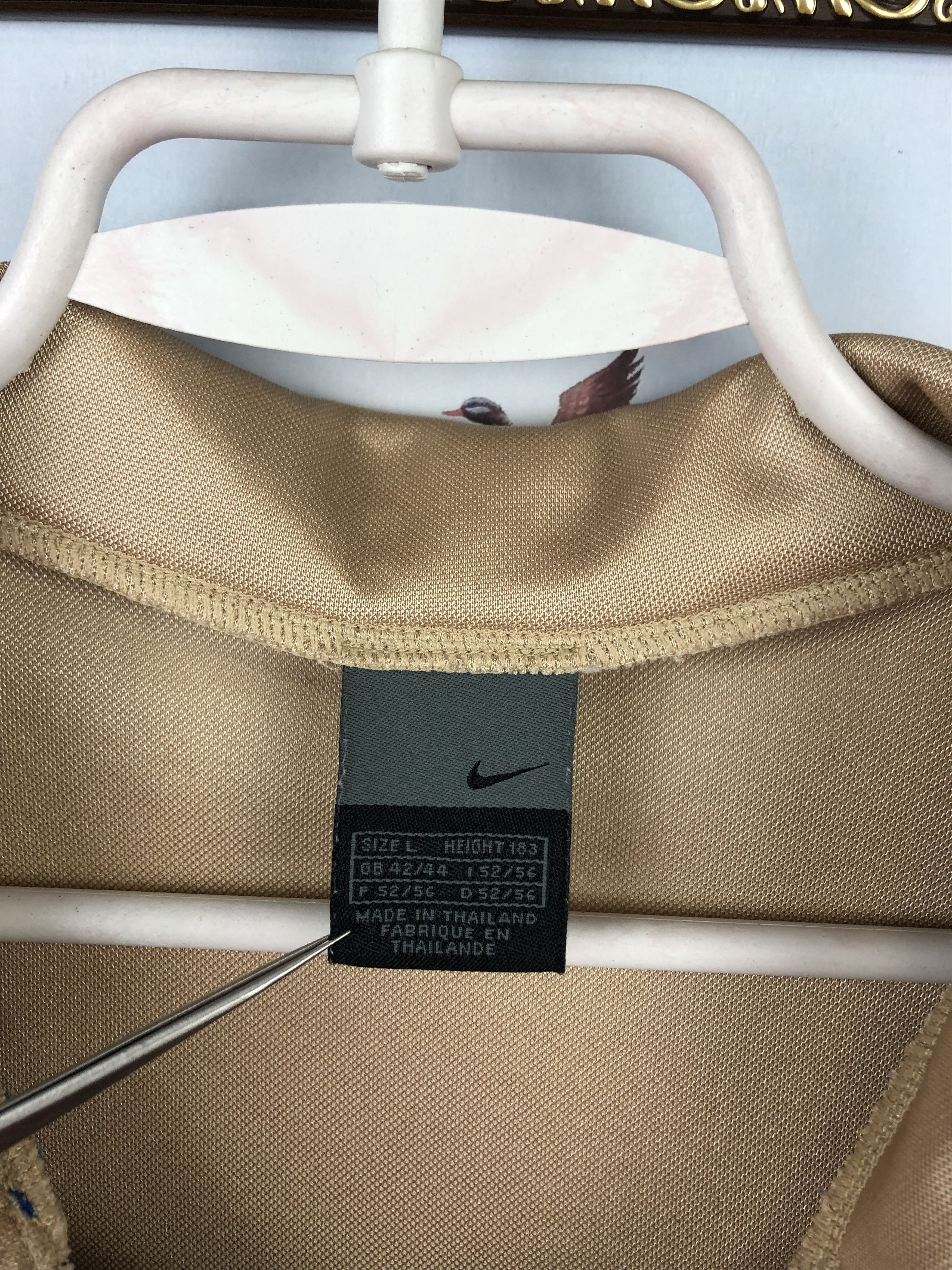 Nike × Vintage Barcelona shirt 2001 Soccer Nike Jersey Mens Camiseta Gold Size US L / EU 52-54 / 3 - 8 Thumbnail