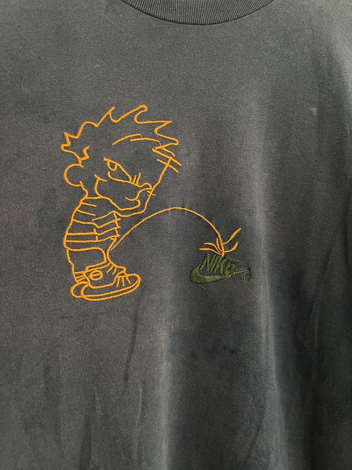 Nike × Vintage Vintage Nike Calvin Peeing Size US L / EU 52-54 / 3 - 2 Thumbnail