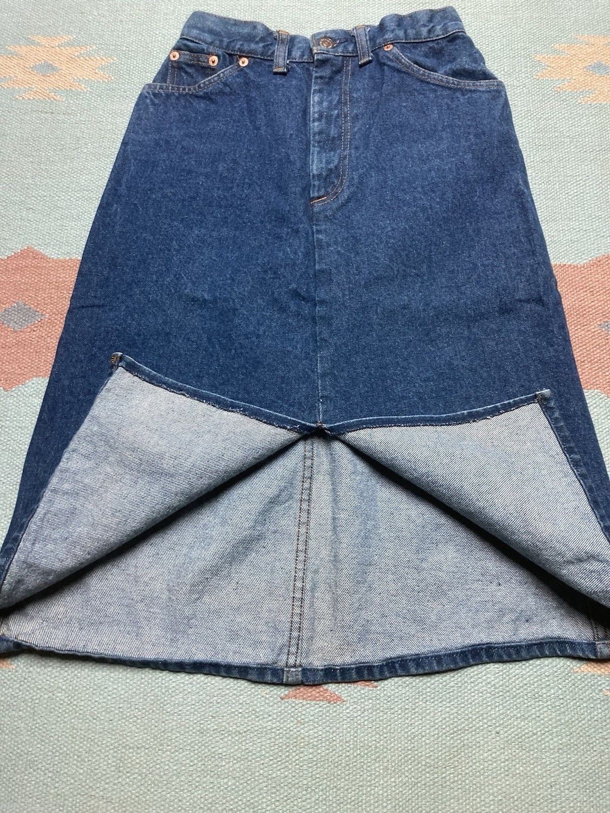 Levi's × Vintage 80s Levi’s denim skirt orange tab dark jeans preppy womens 7 Size 24" / US 00 / IT 34 - 5 Thumbnail