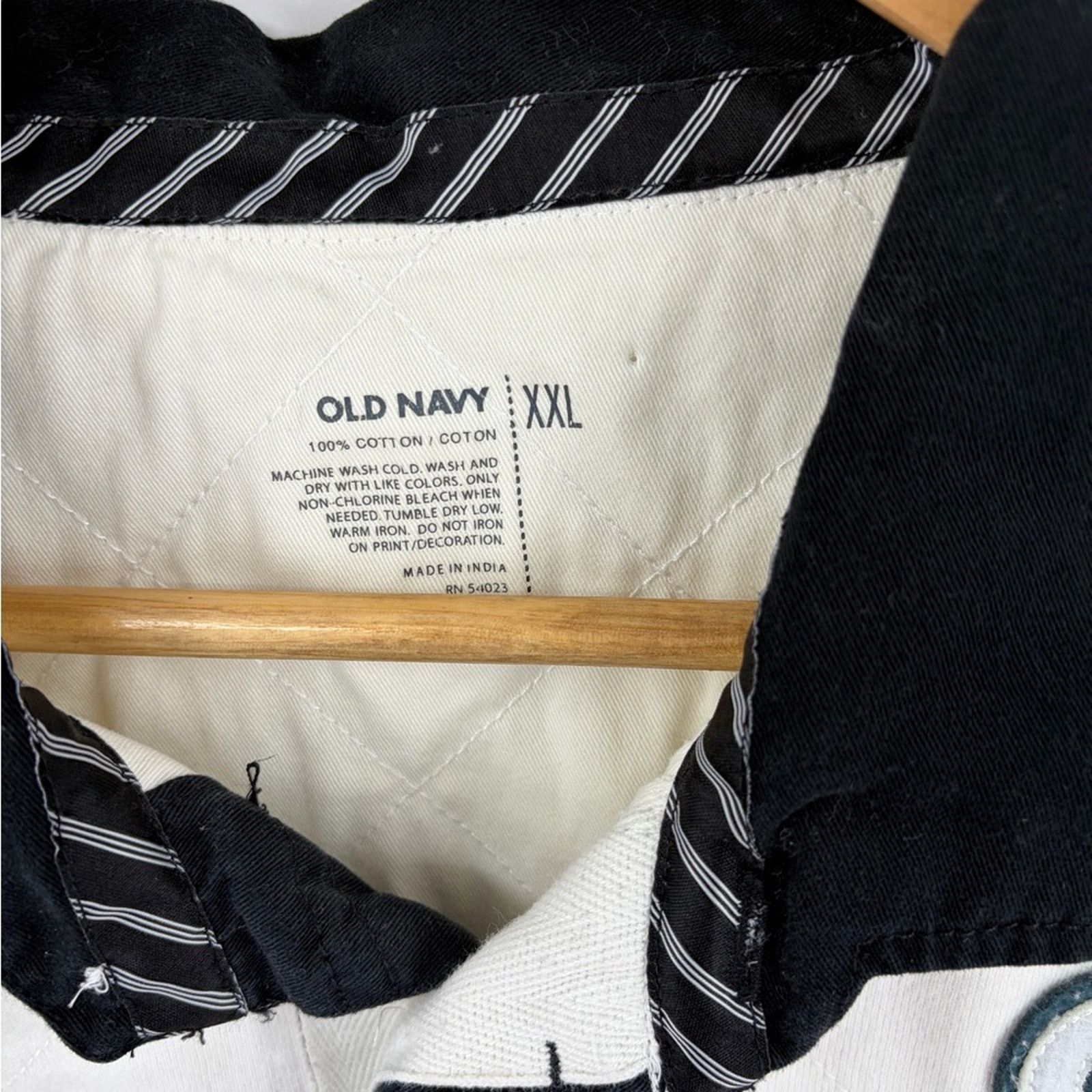 Old Navy VTG Old Navy mens long sleeve rugby polo off white shirt XXL Size US XXL / EU 58 / 5 - 2 Thumbnail