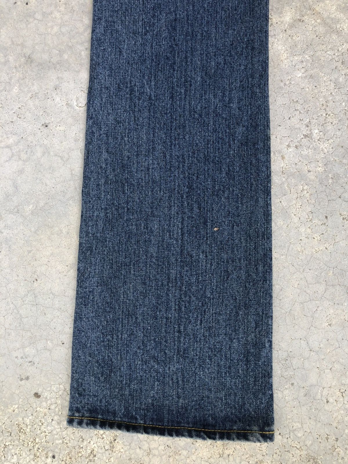 If Six Was Nine Japanese Uniqlo Flared Jeans Distressed Bootcut Size US 33 - 11 Thumbnail