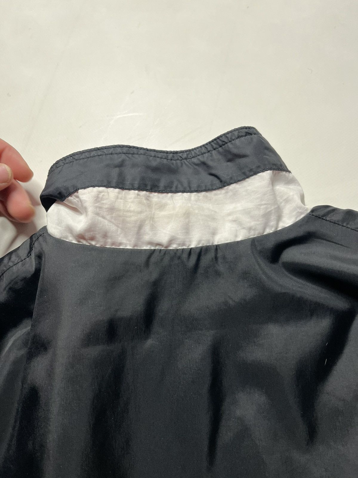 Nike Vintage Nike nylon jacket Size US L / EU 52-54 / 3 - 18 Thumbnail
