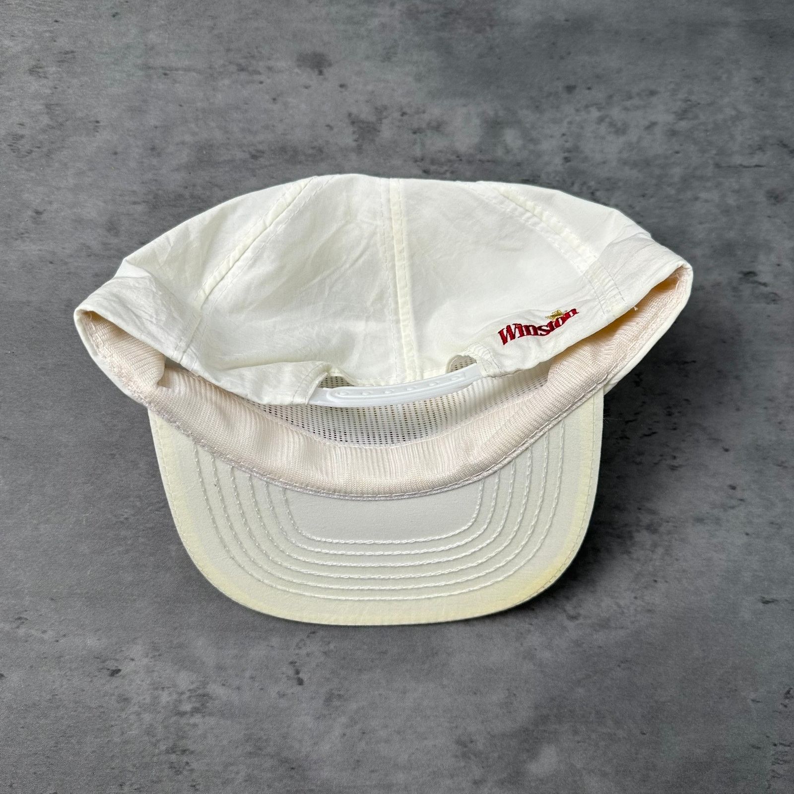 Vintage Vintage The Wrap Only Winston Has It Cigarette White Hat Size ONE SIZE - 2 Thumbnail