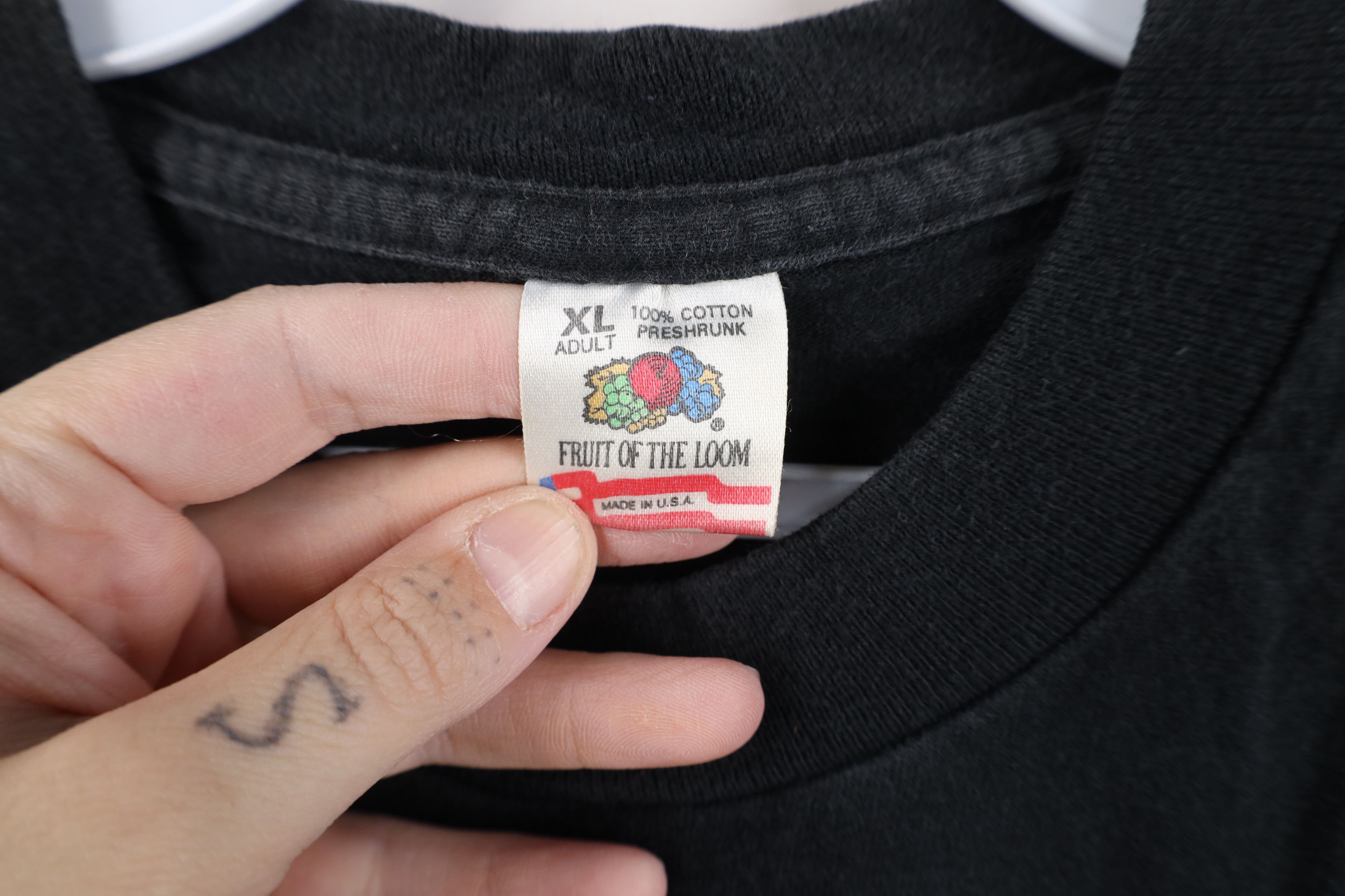 Vintage Vintage 90s Streetwear San Diego California T-Shirt USA Size US XL / EU 56 / 4 - 9 Thumbnail