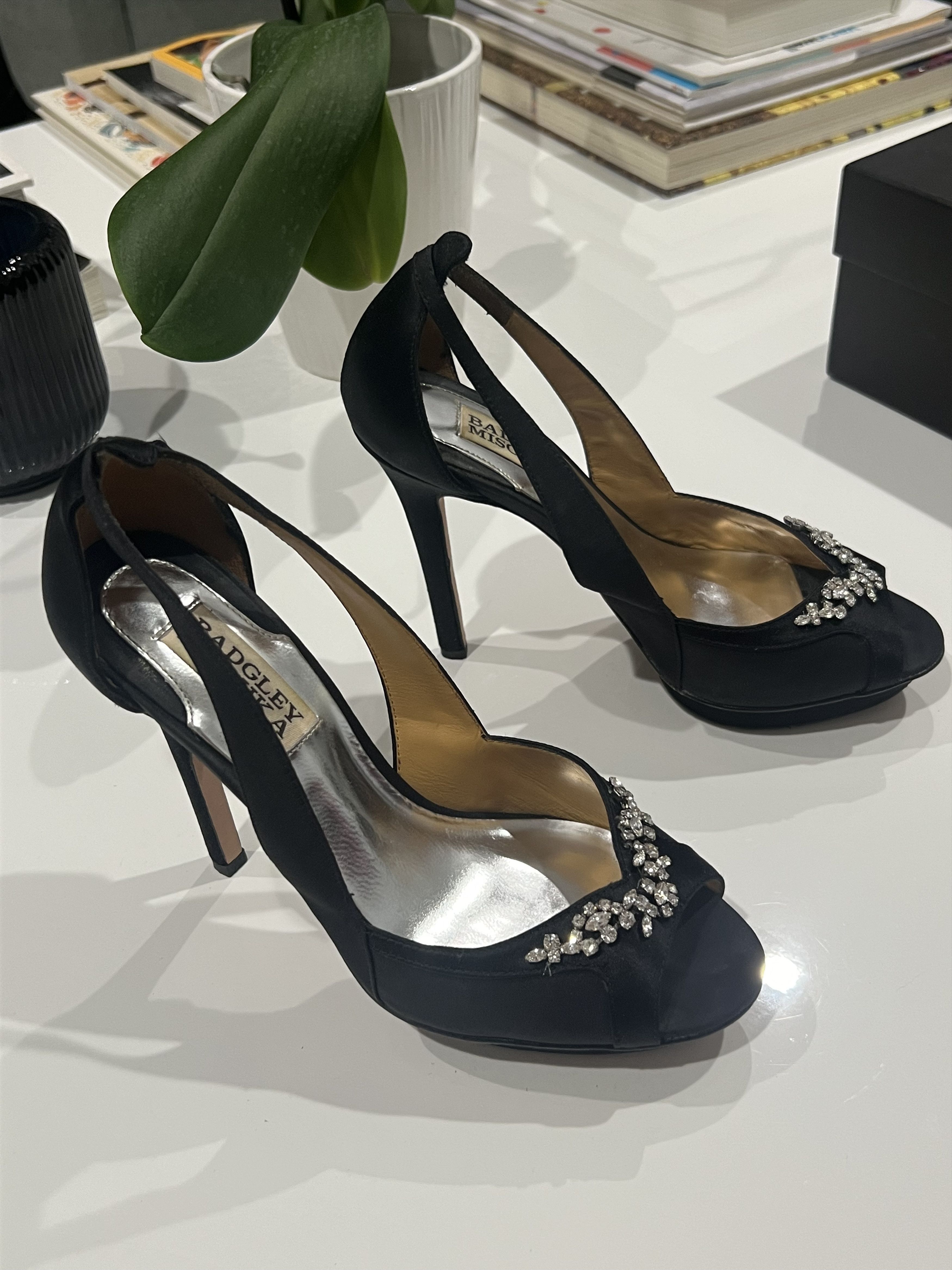 Badgley Mischka Vintage Badgley Mischka Foxy Pump - Black Satin Size US 6.5 / IT 36.5 - 1 Thumbnail