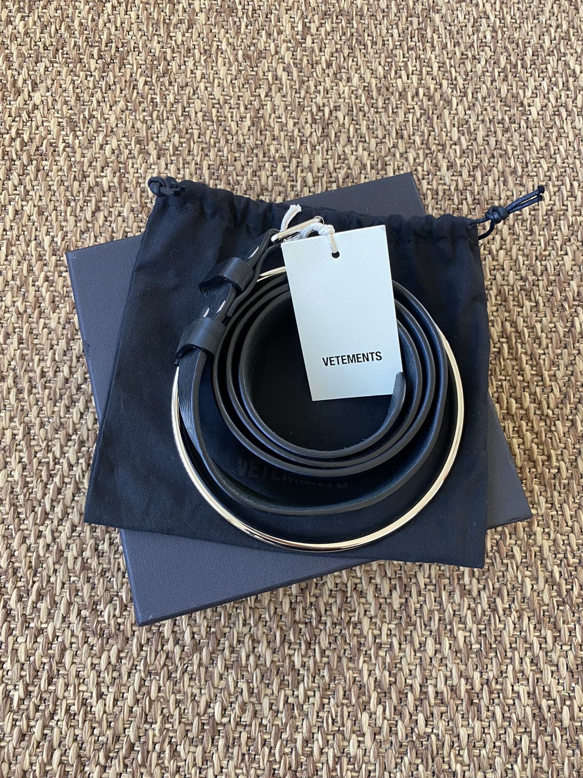 ラス1 VETEMENTS oversized ring belt Vetements Vetements Oversized Ring Leather Belt | Grailed