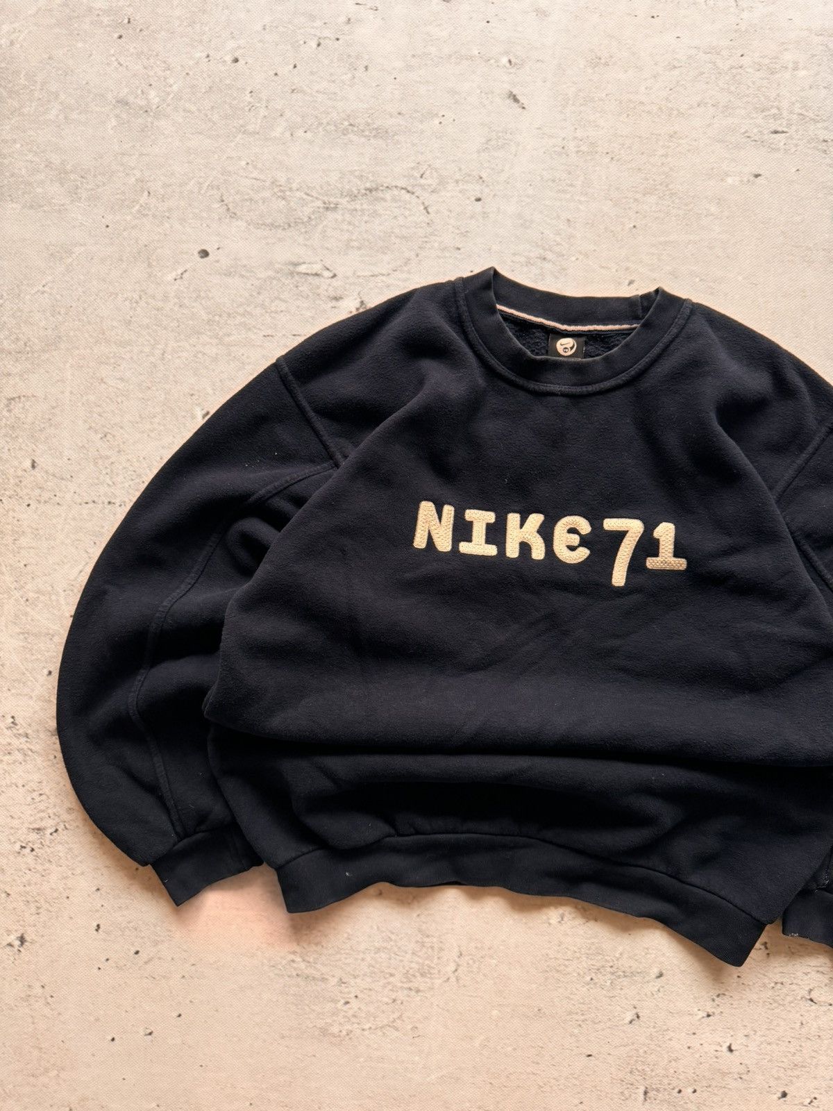 Nike × Vintage NIKE VINTAGE CENTER LOGO OVERSIZE BOXY SWEATSHIRT Size US M / EU 48-50 / 2 - 2 Thumbnail
