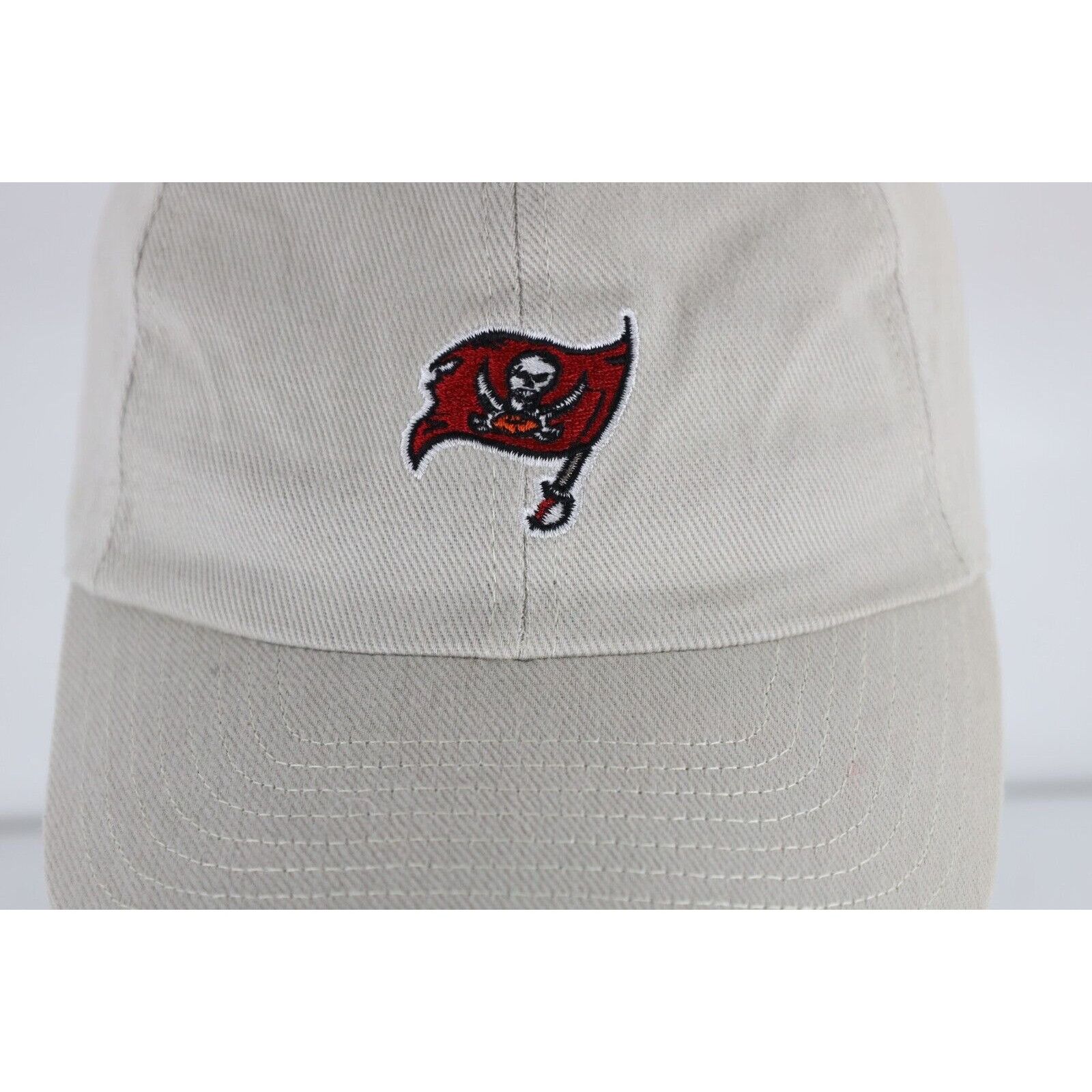 Vintage Vintage 90s NFL Tampa Bay Buccaneers Football Dad Hat Cap Size ONE SIZE - 2 Thumbnail